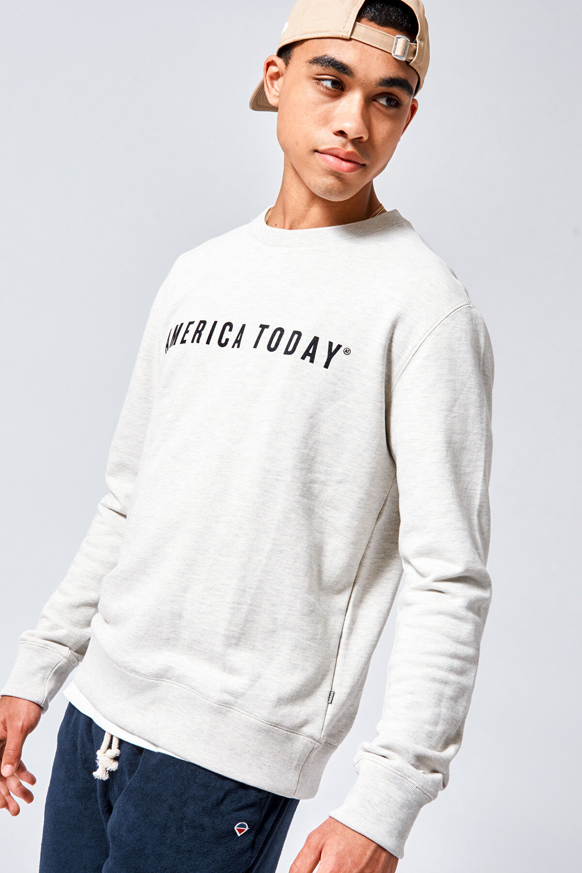 Sweater Story image number 1