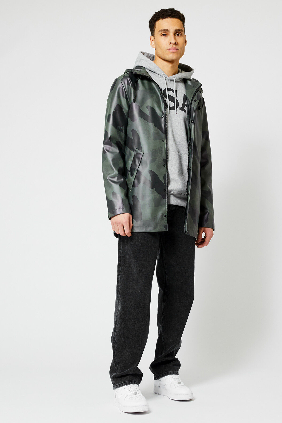 Nike camo rain outlet jacket