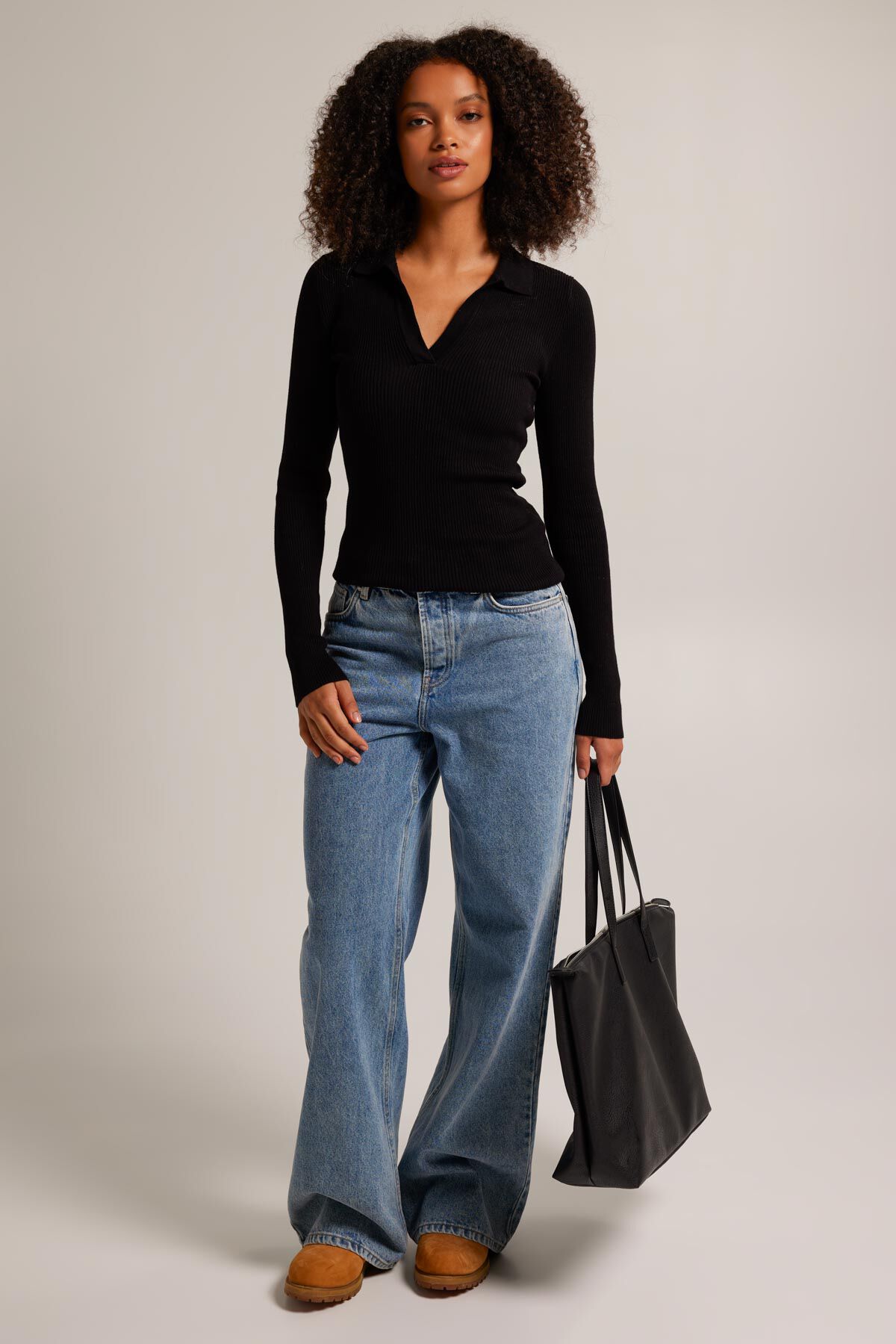 Olivia image number 1