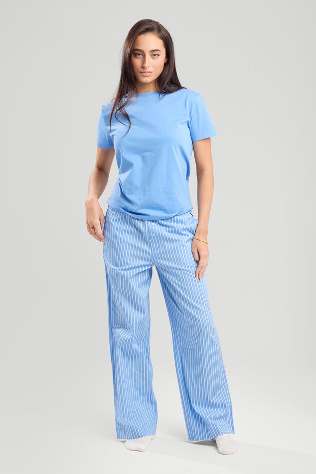 Esther image number 0