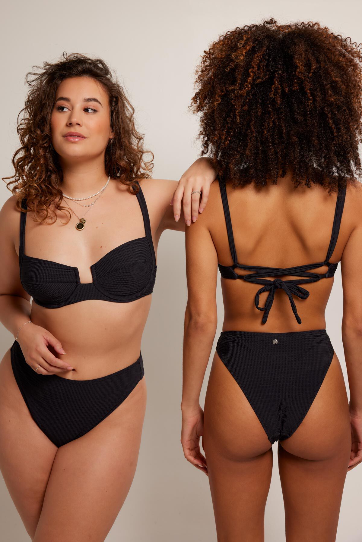 Bas de bikini taille haute Alida image number 2