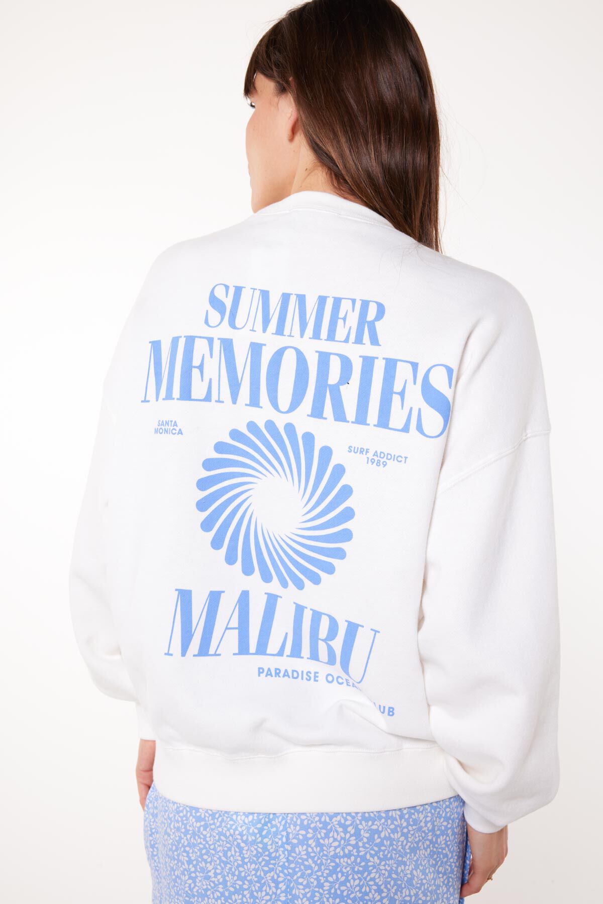 Sweat Sira crew image number 3