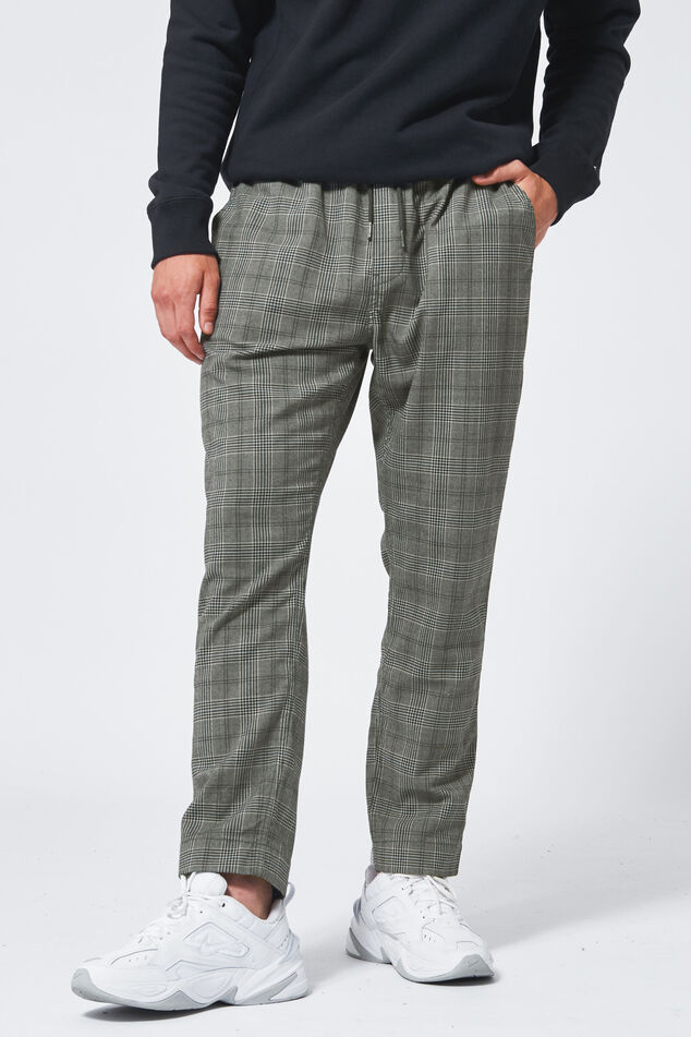 Broek Perry check image number 1