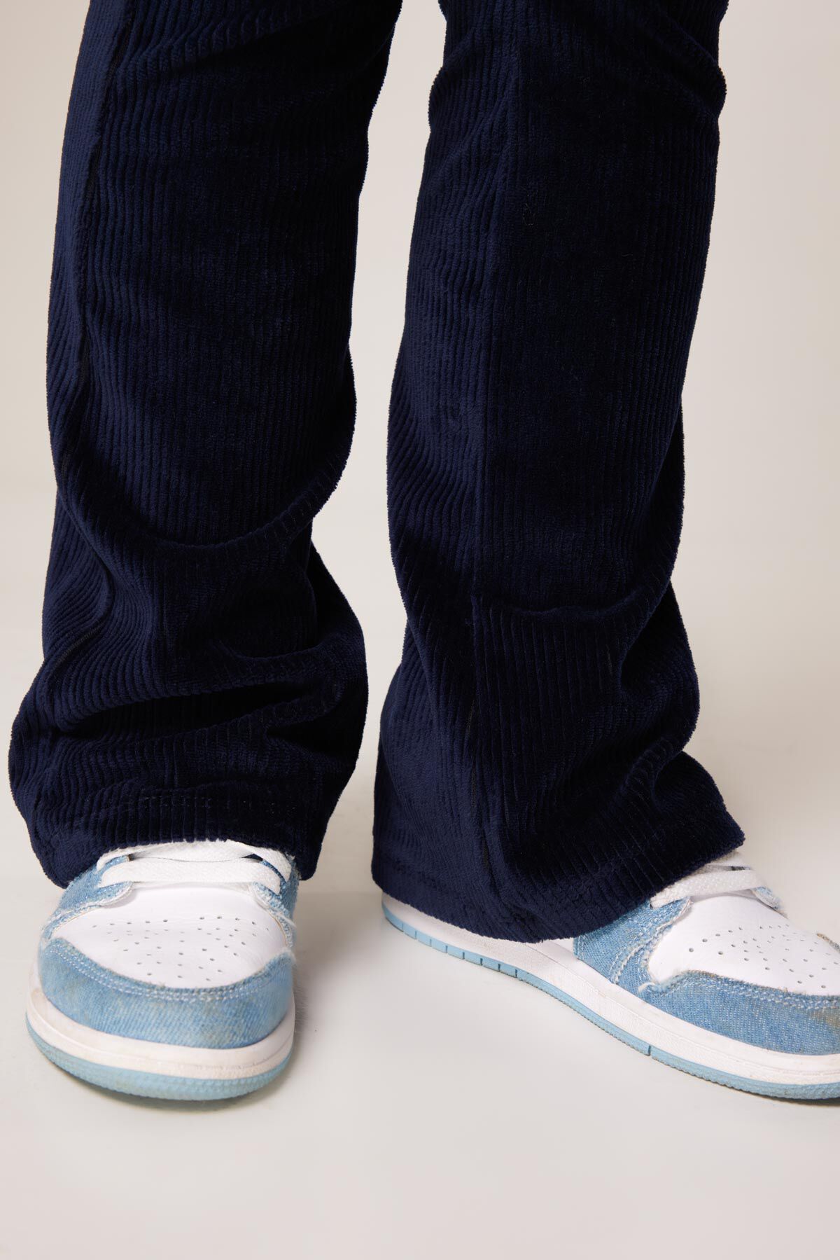 Flared pants Charly Jr. image number 3