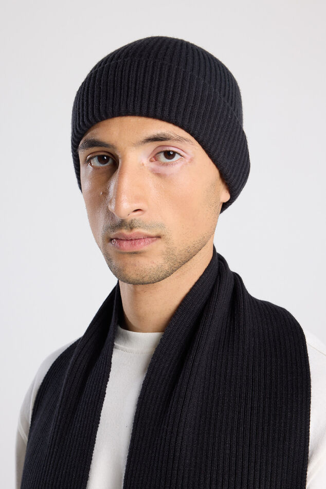 Oliver image number 0