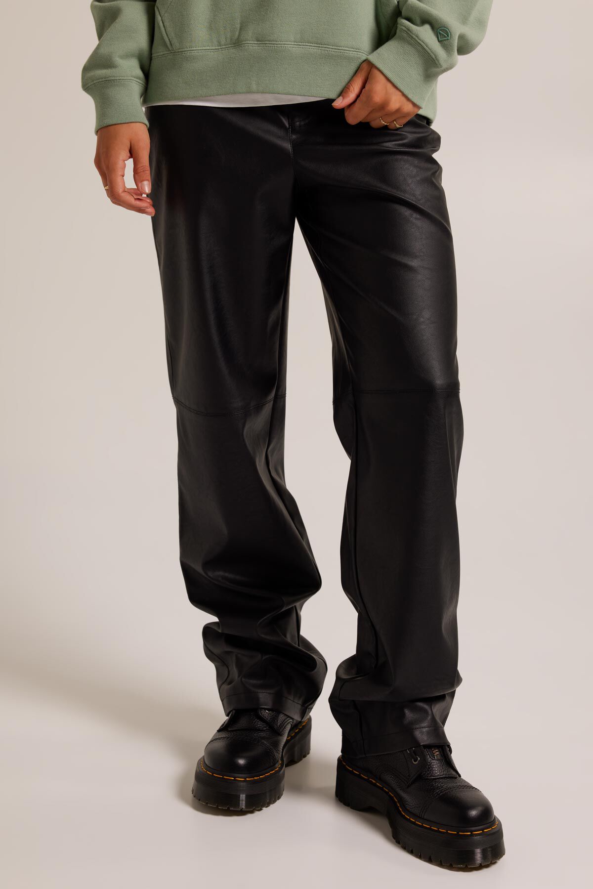 Hose Penny image number 0