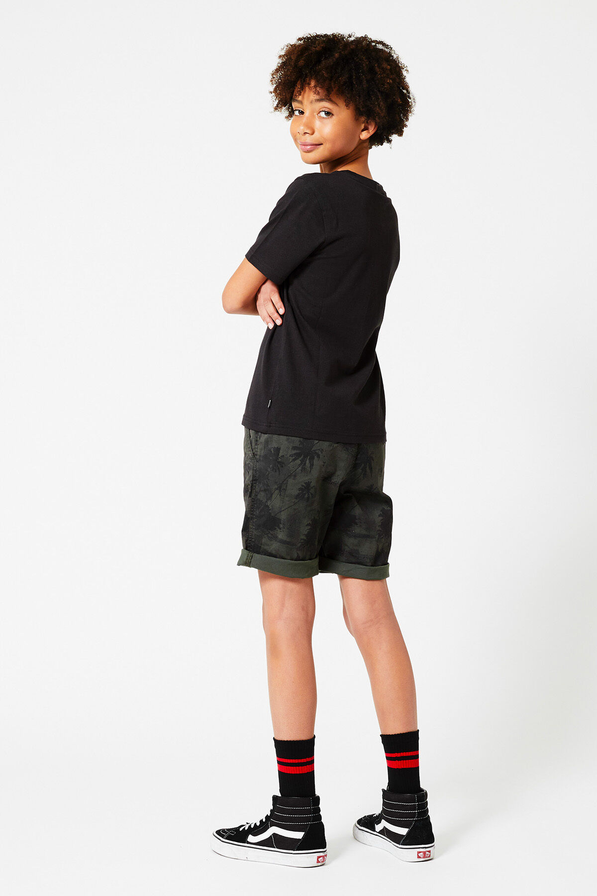 Short Nixon jr image number 2