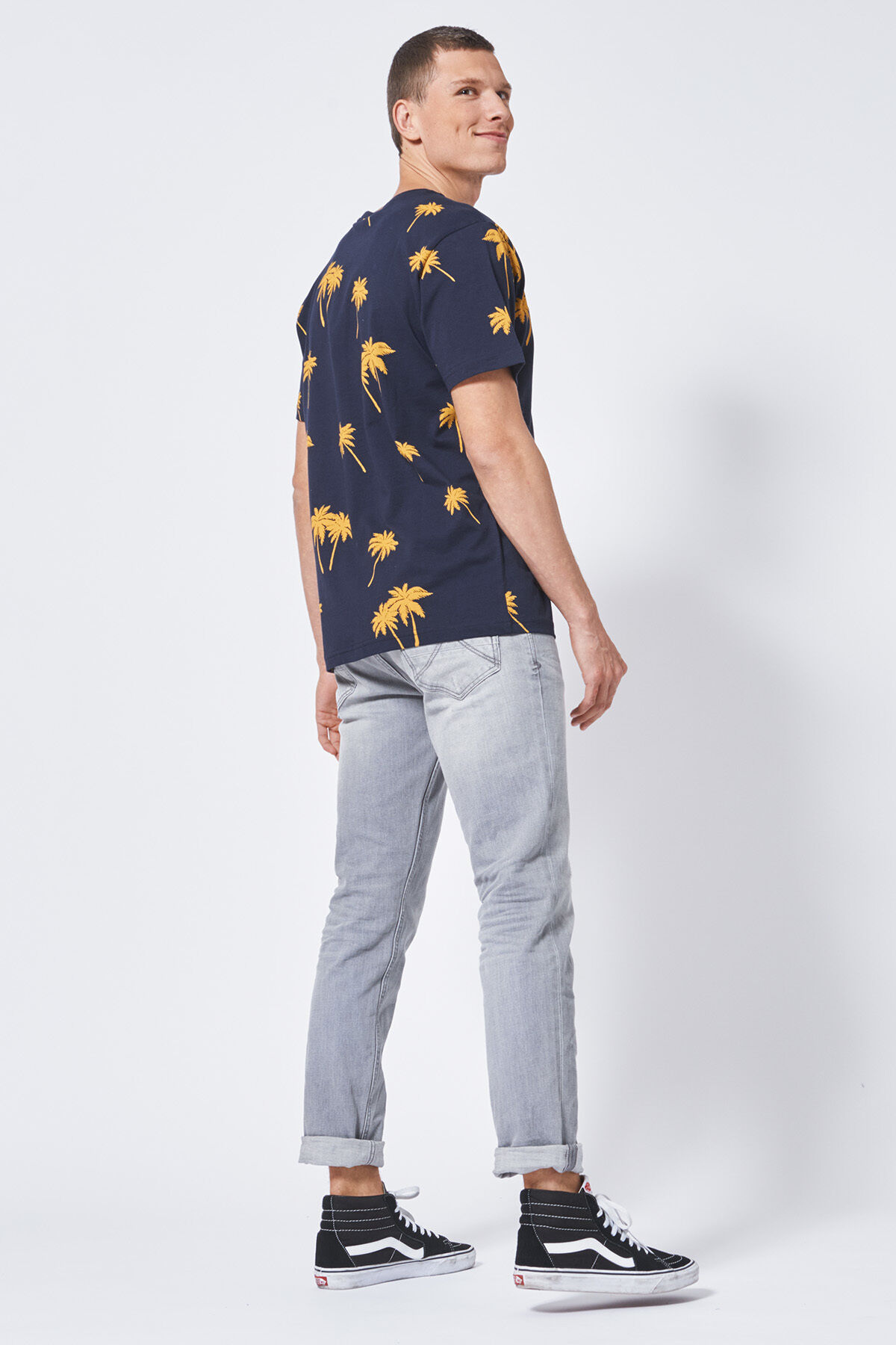 Emmanuel palm image number 2