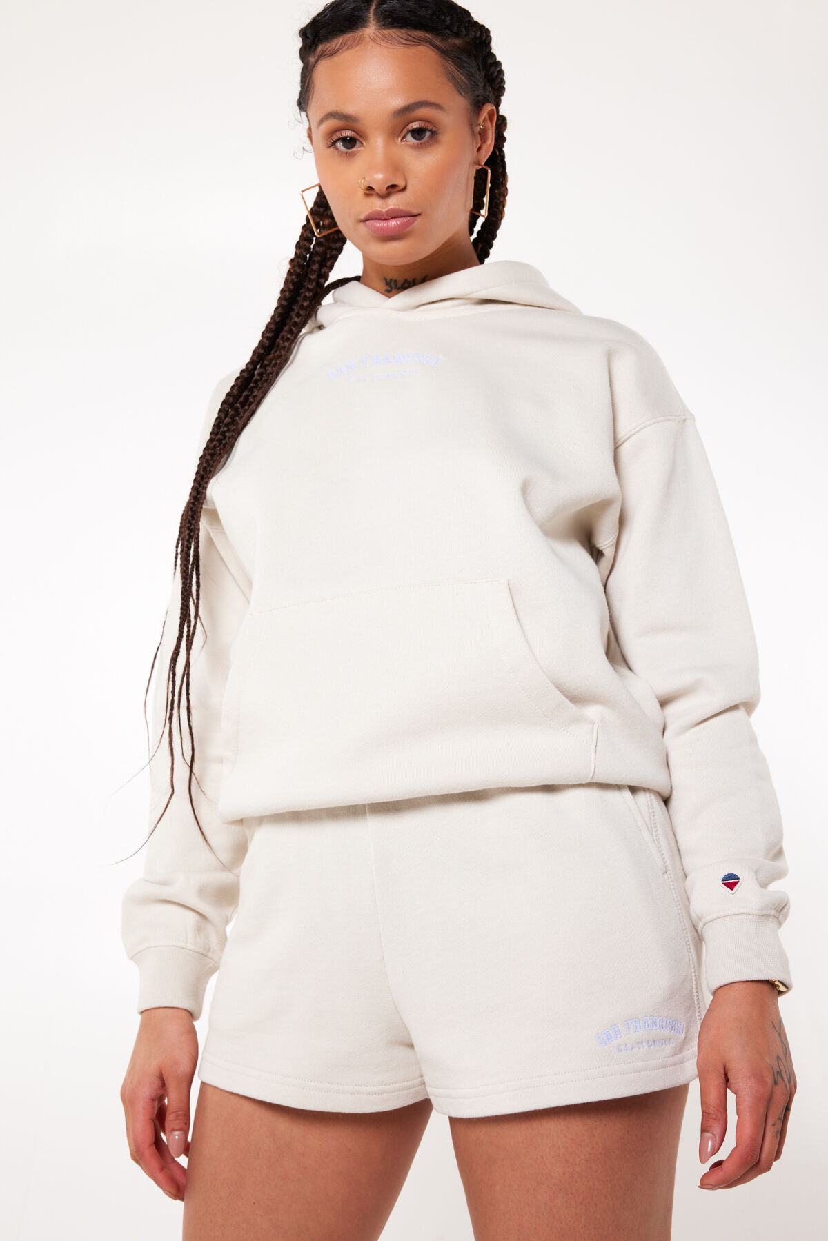 Short Nea image number 0