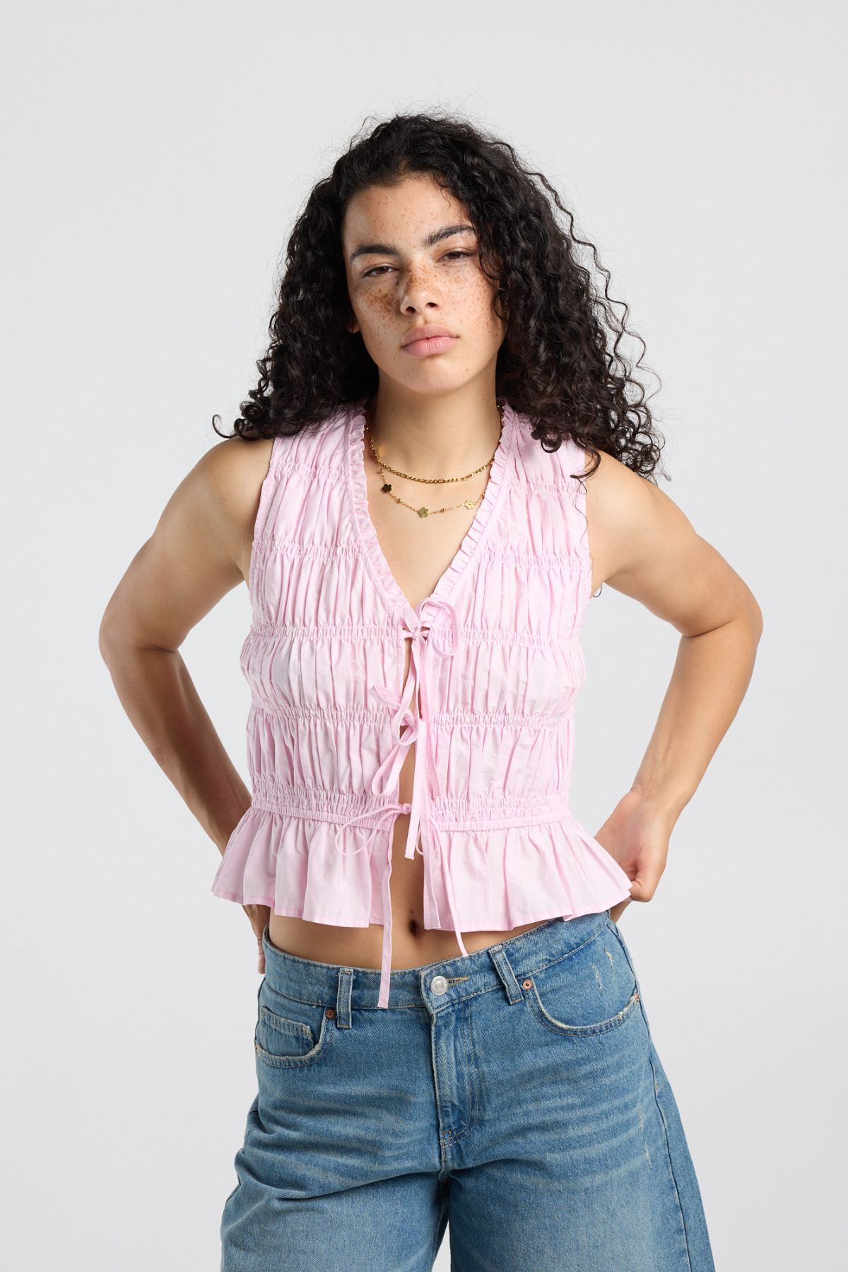 Ilka image number 0