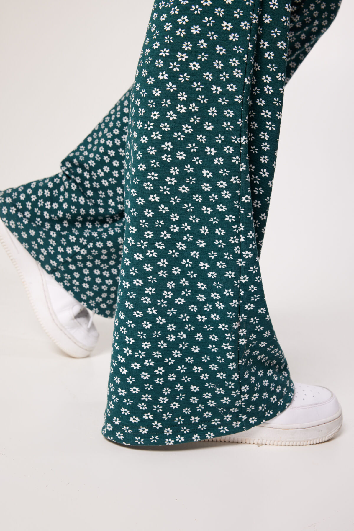 Flared pants Cici image number 3