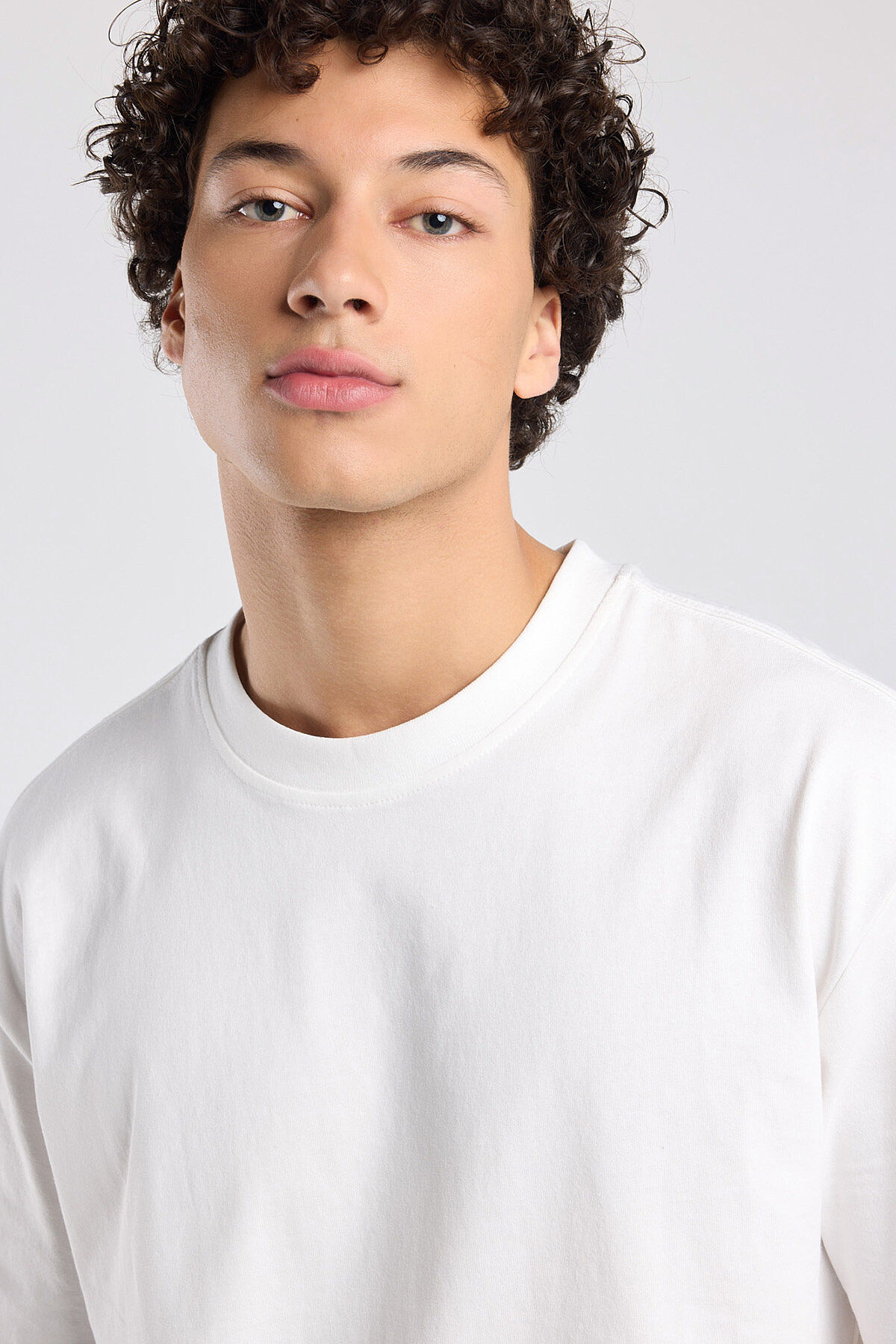 Elliot image number 3