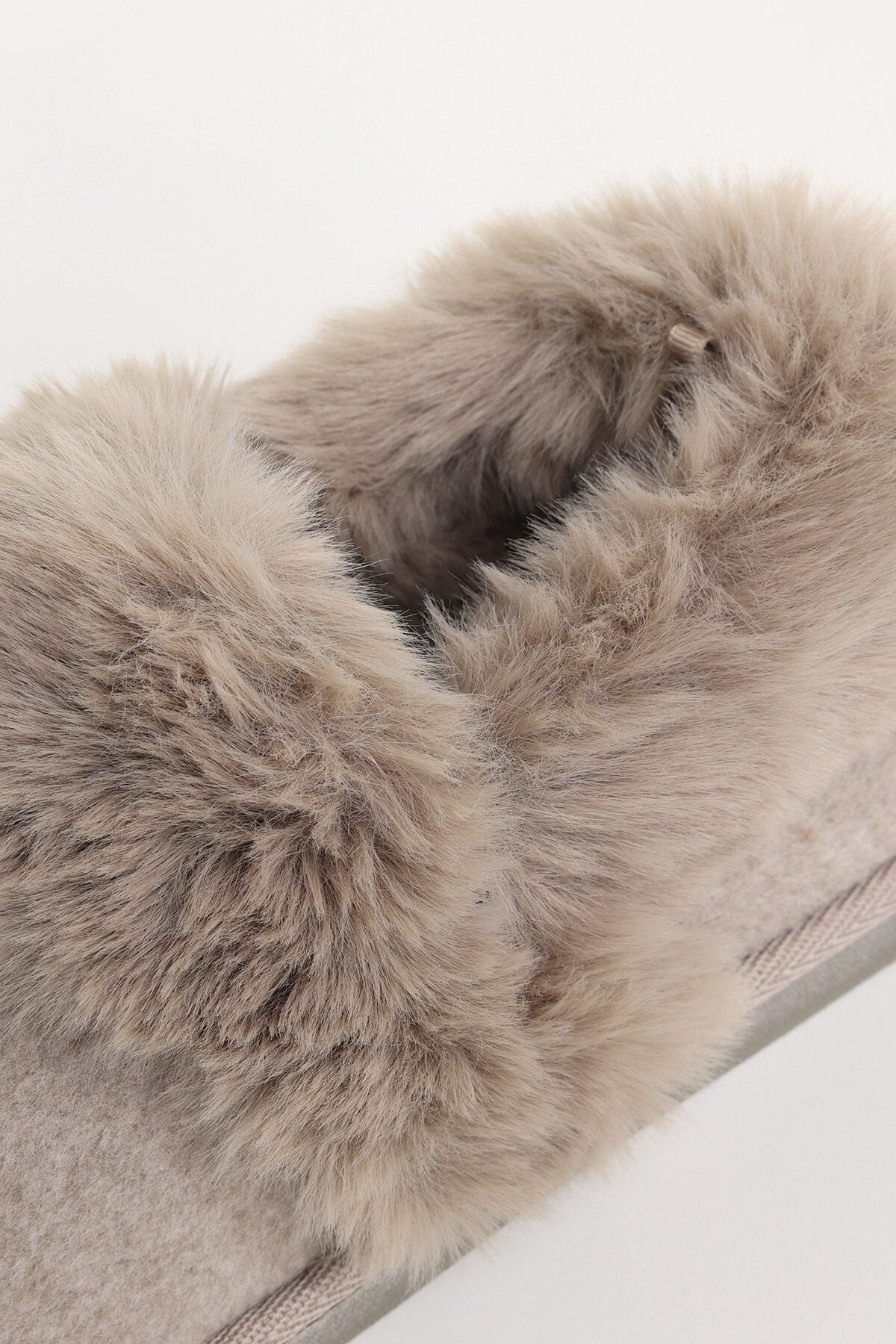 Slippers Agga image number 2