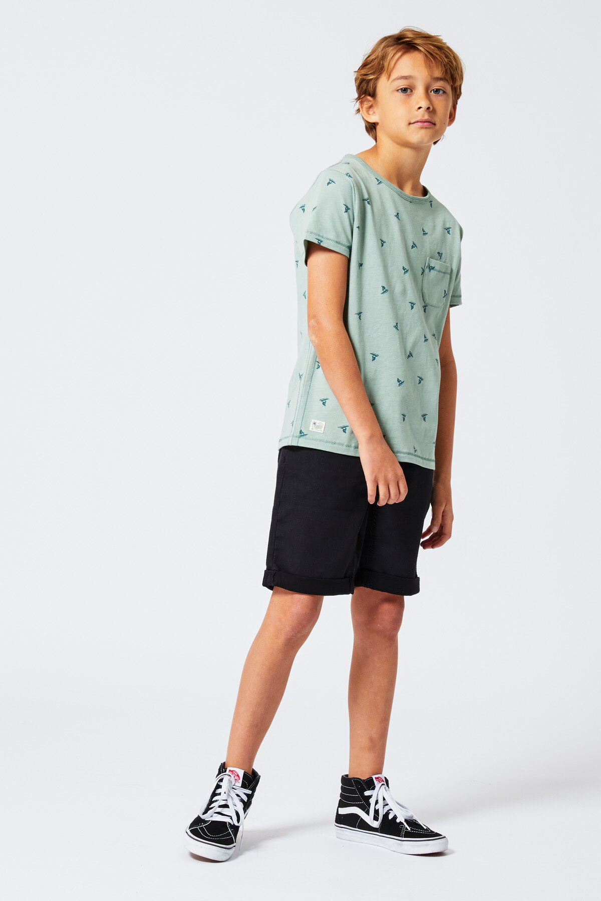 Short Nevil Jr image number 0