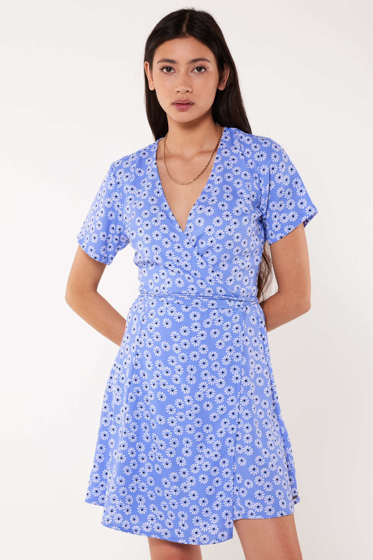 Dress Dae image number 1