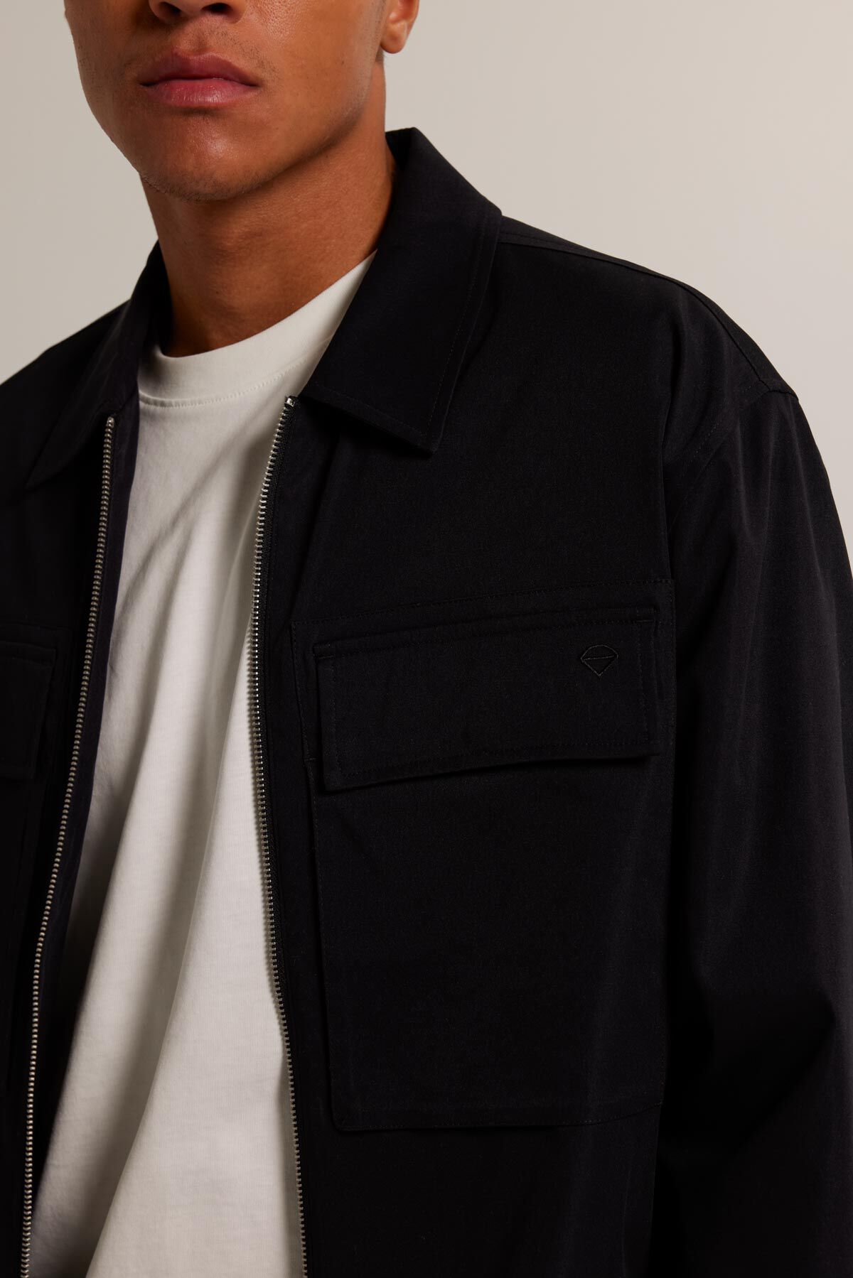 in-between jacket Jonah image number 3