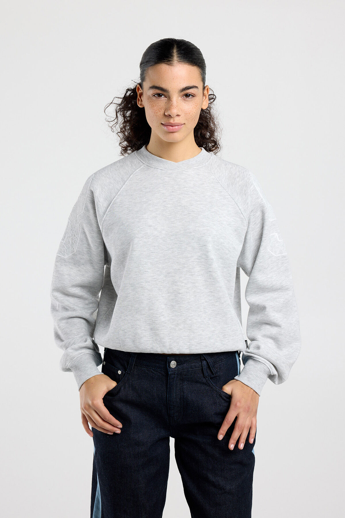 Sanny image number 0