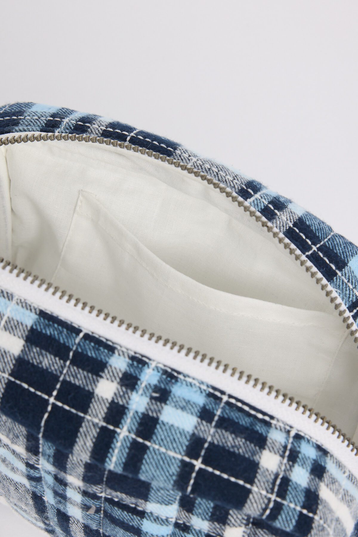 Zita flannel image number 3