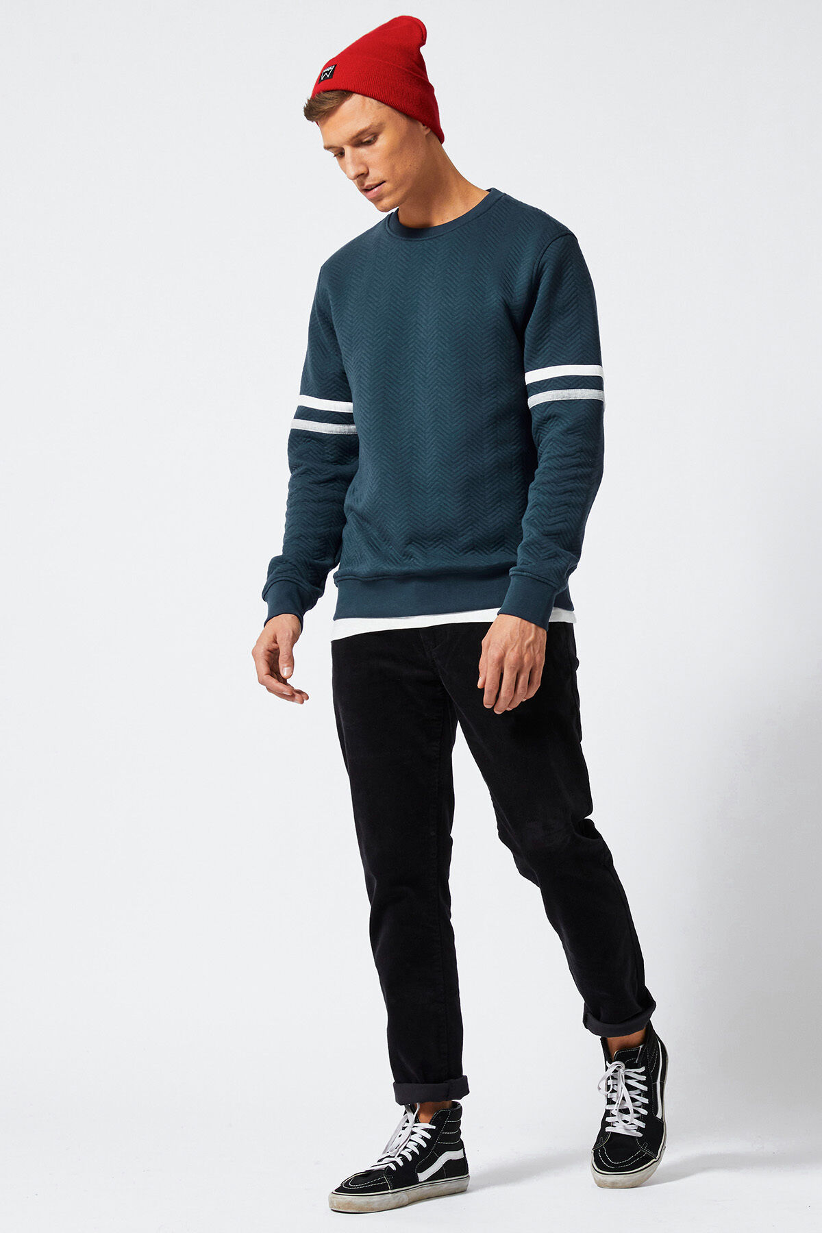 Sweater Saul image number 0