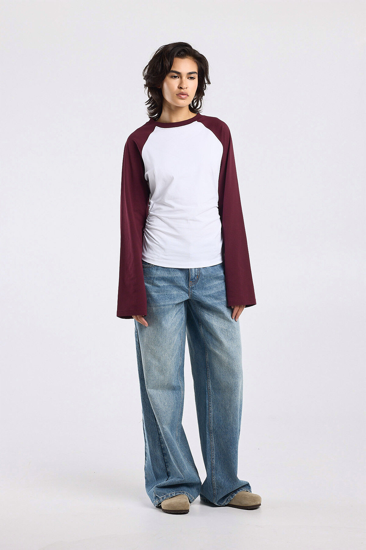 Louise image number 1