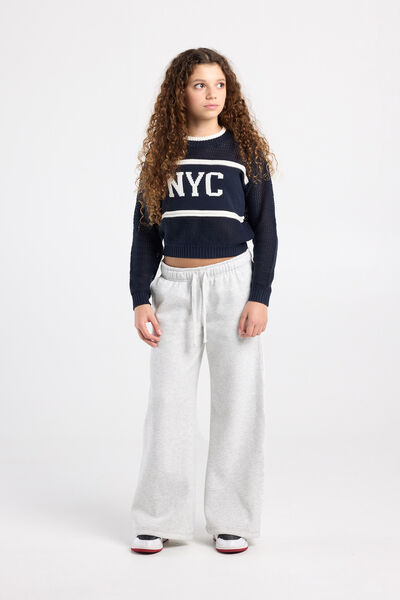 Leatherlook flared broek meisjes | Trendy & stoere kinderbroek - Draakjes en Boefjes Leatherlook flared broek meisjes | Trendy & stoere kinderbroek - Draakjes en Boefjes