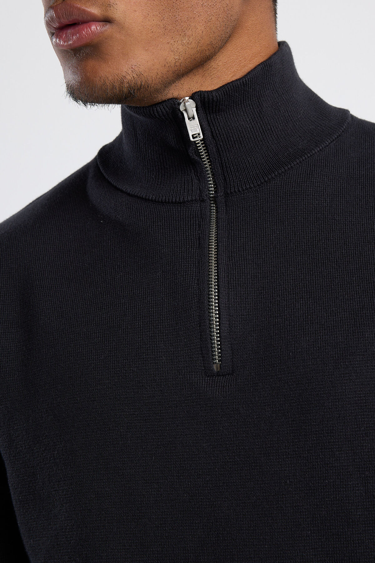 Konrad Quarter-zip image number 3