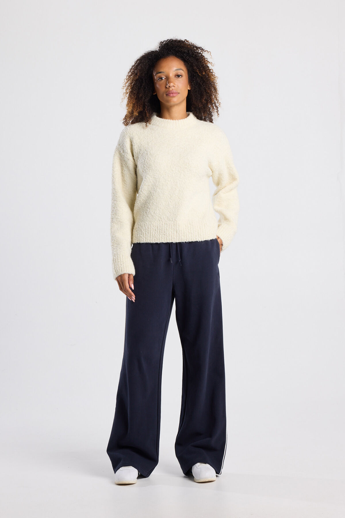 Kaylin image number 1