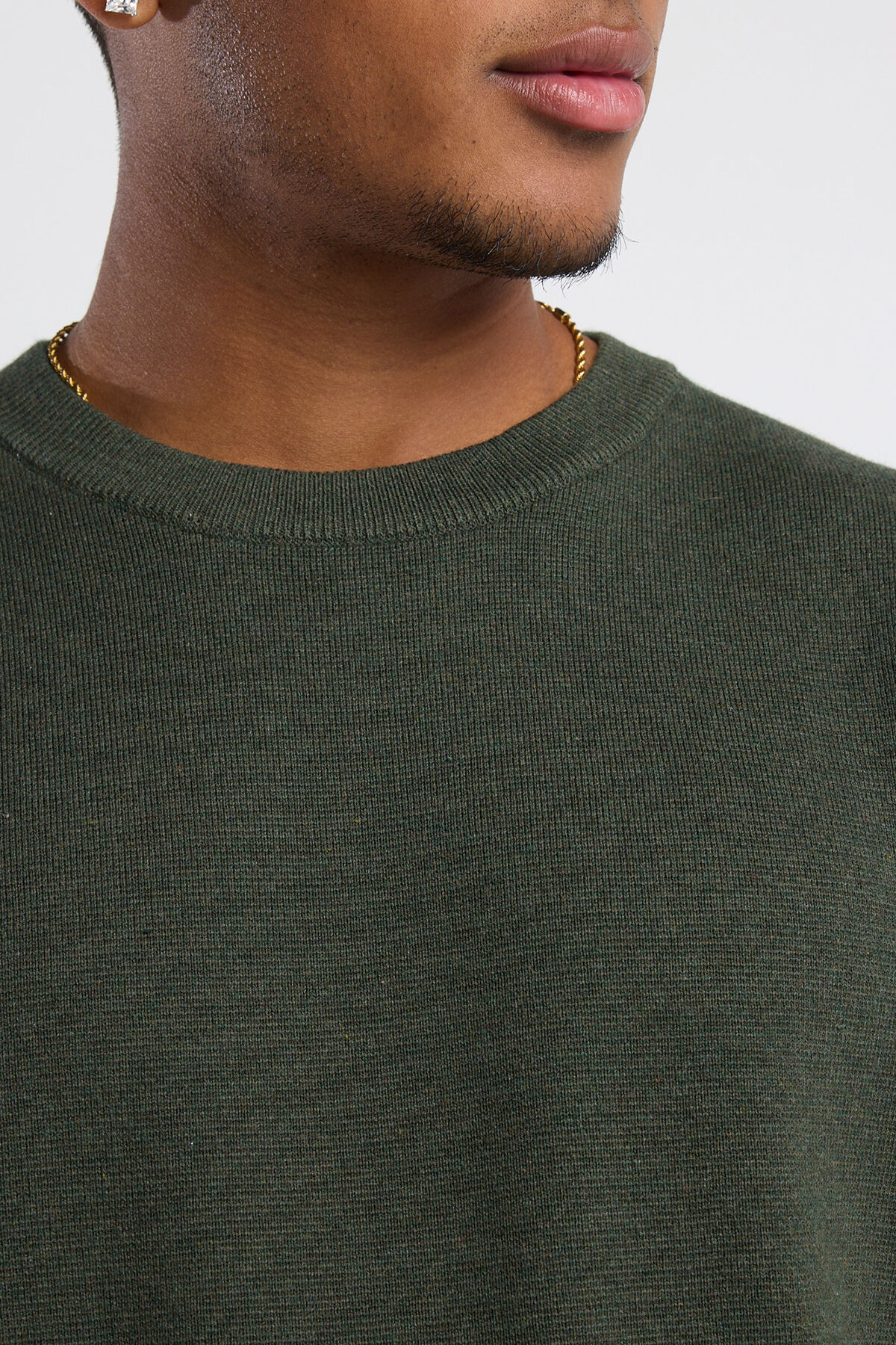 Konrad Crew image number 3