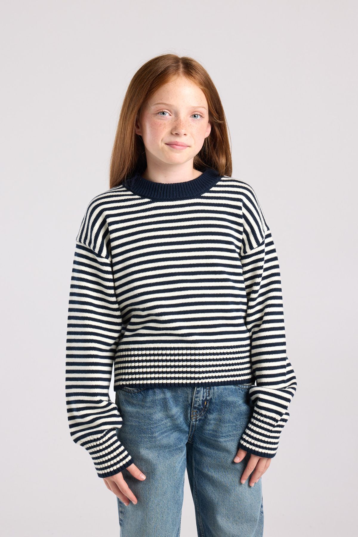 Navy/white