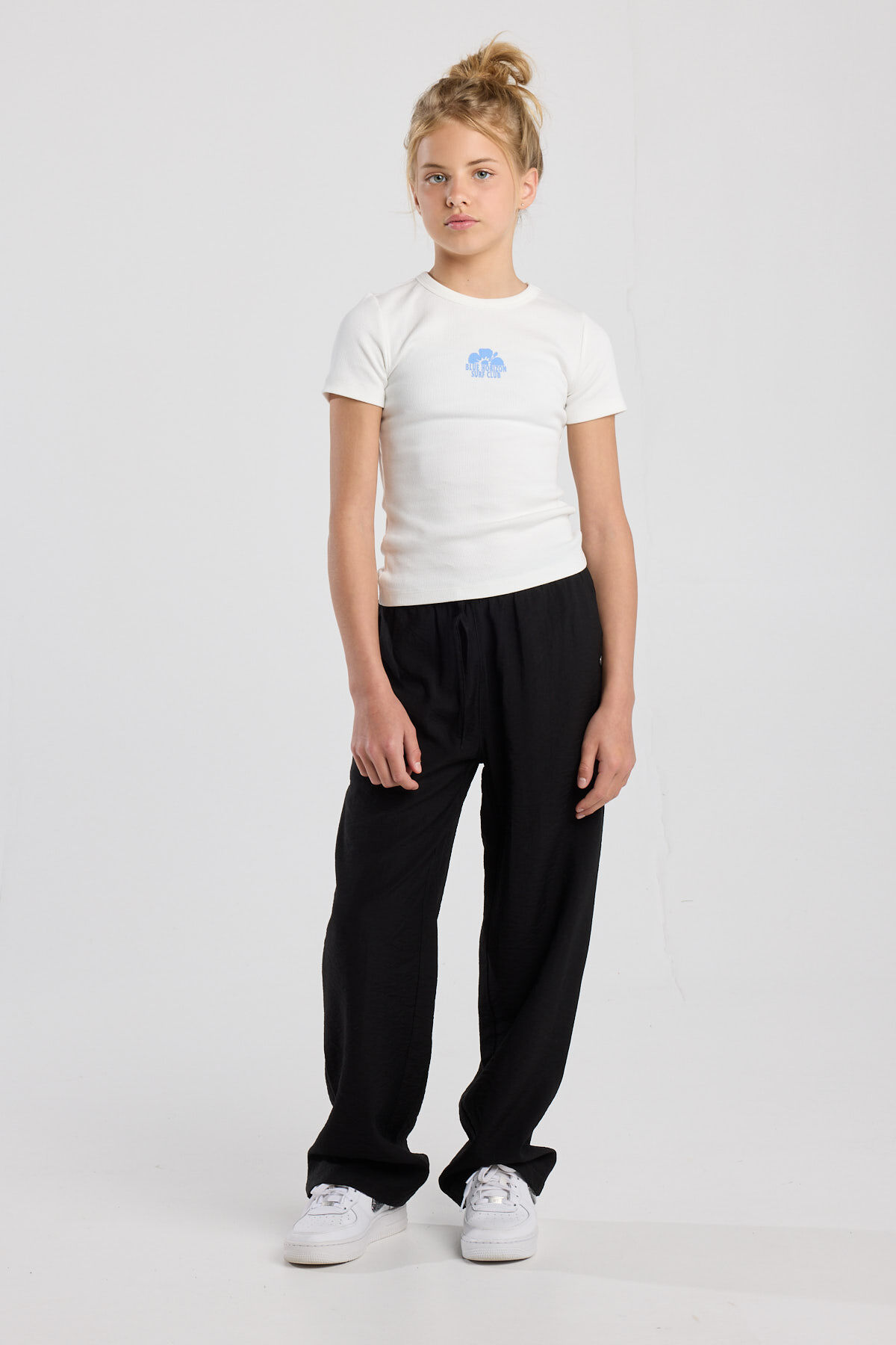 Emmy Jr image number 1