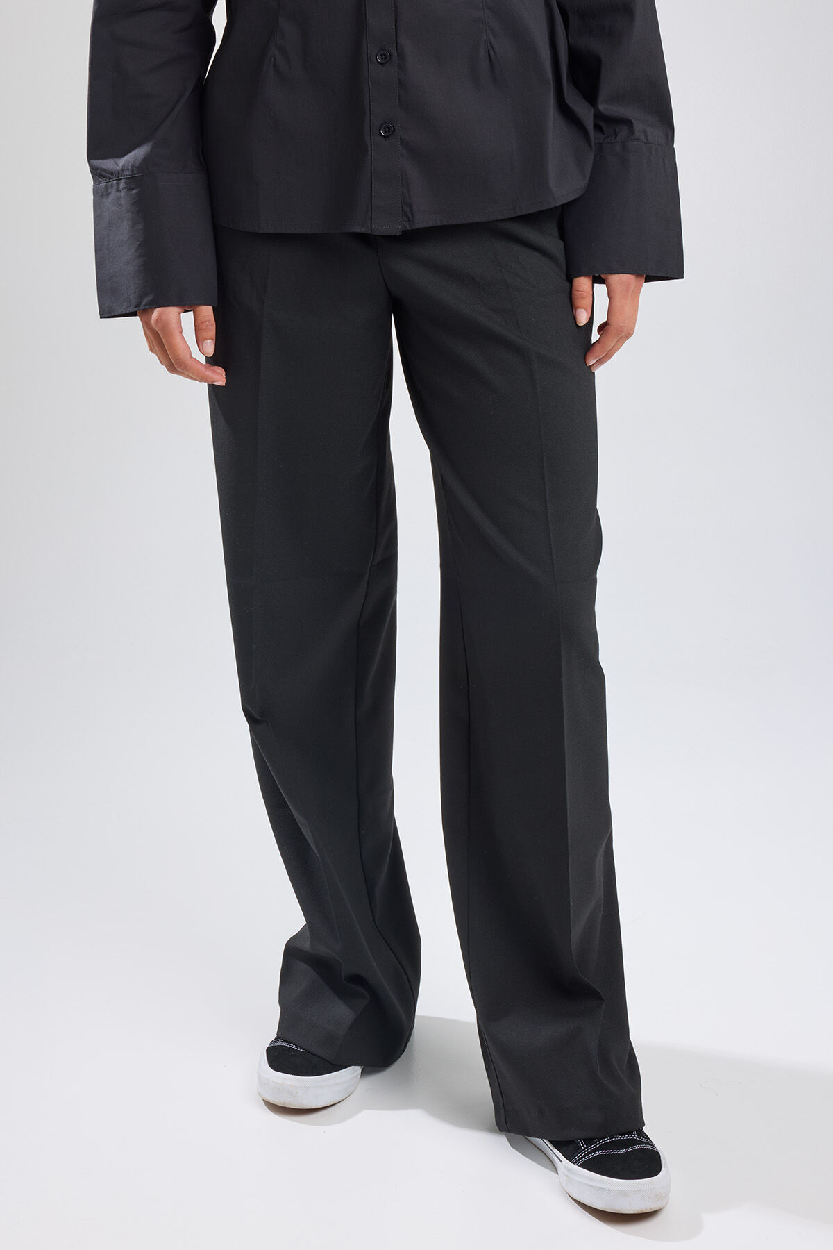 Hose Porsia image number 0