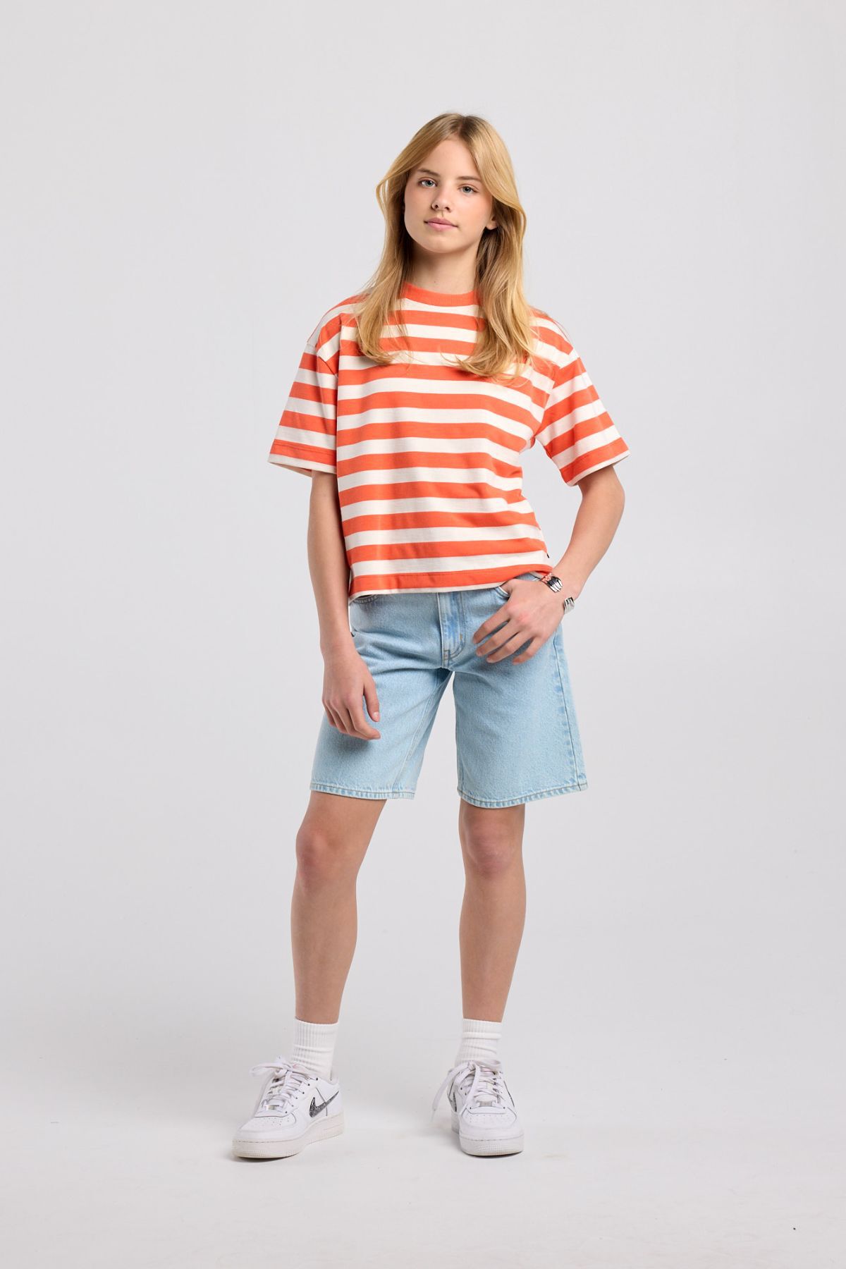 Elly JR KD image number 1