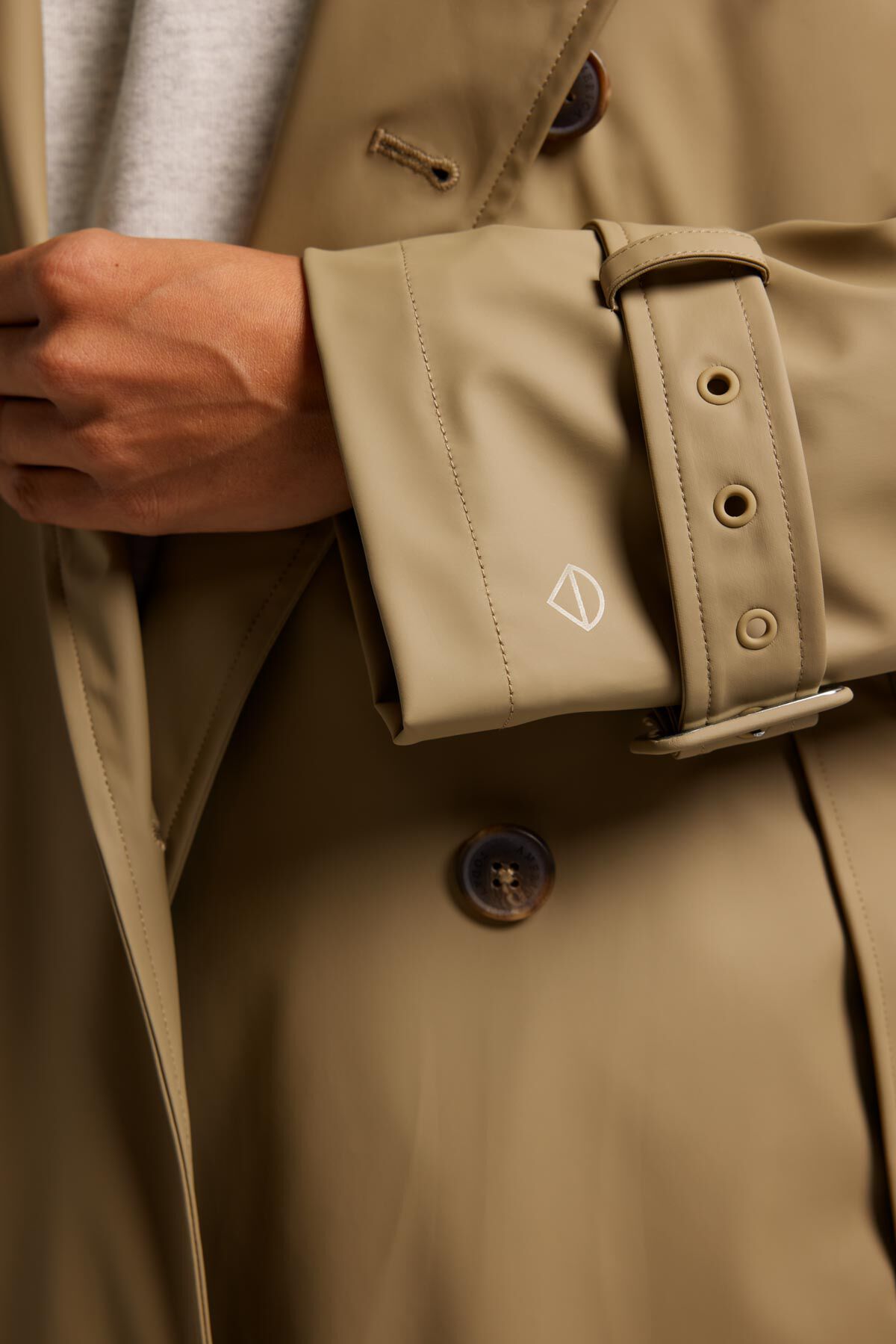 Regenmantel Joan image number 3