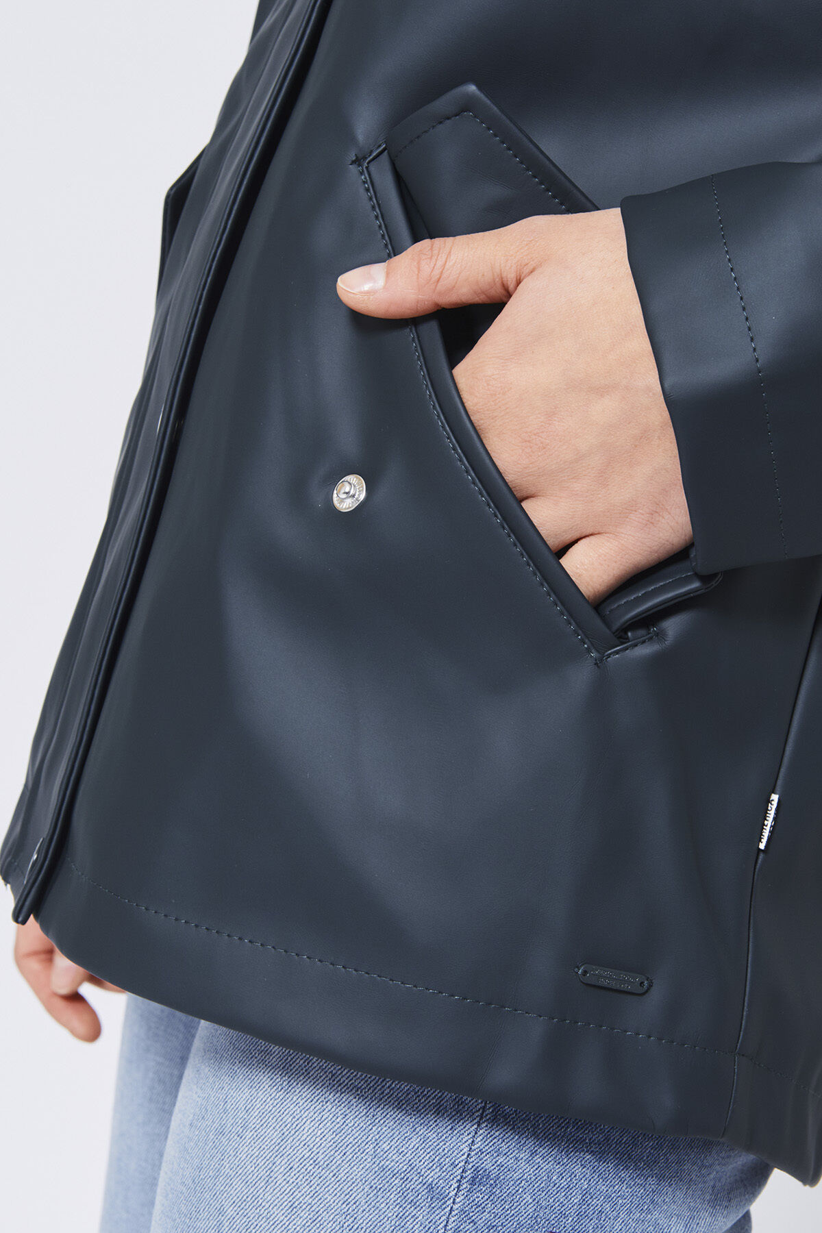 Rain jacket Janet S image number 3