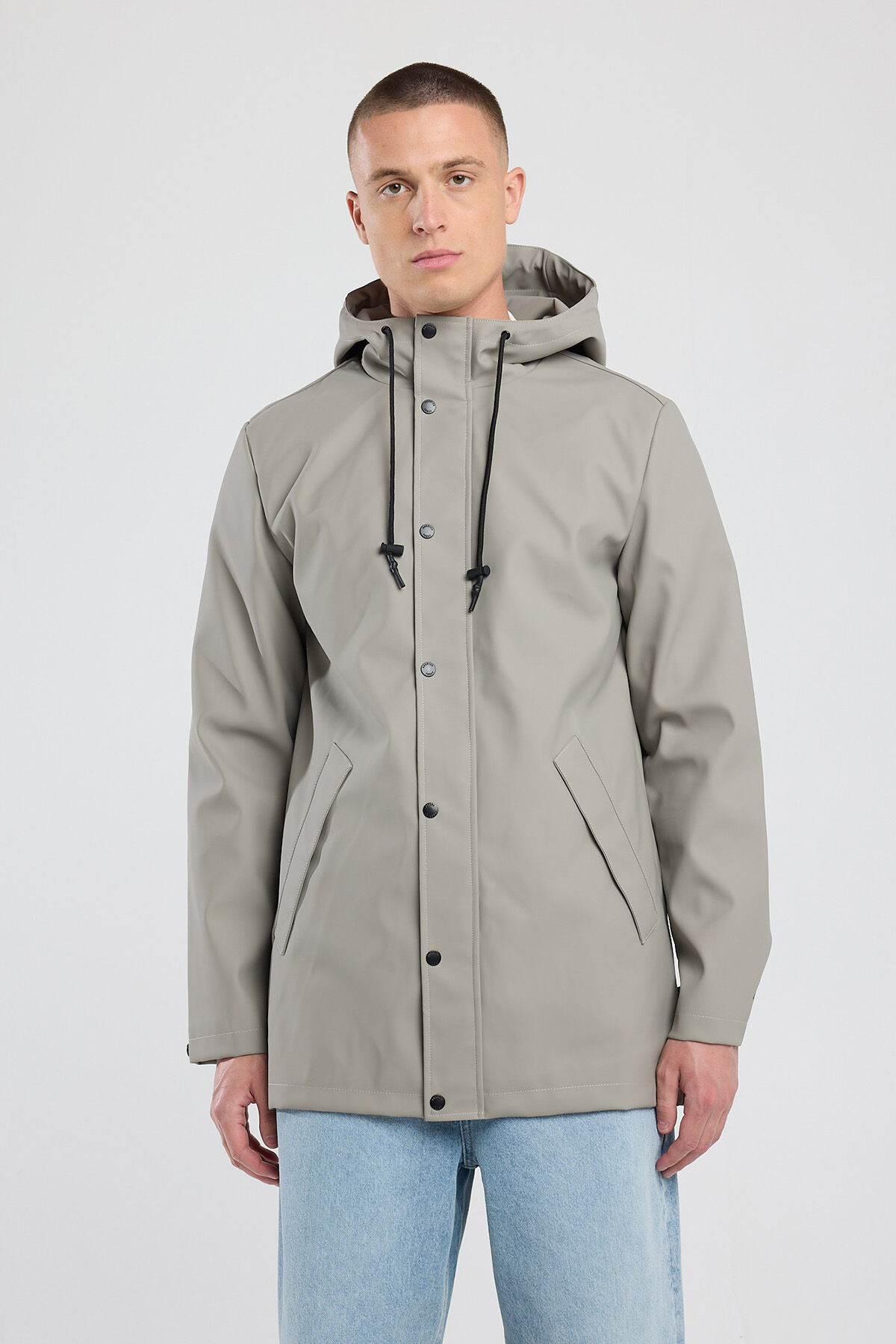 Imperm&eacute;able Jake image number 0