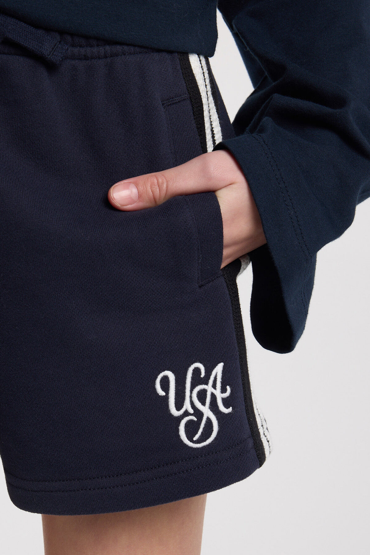 Neomie JR image number 2