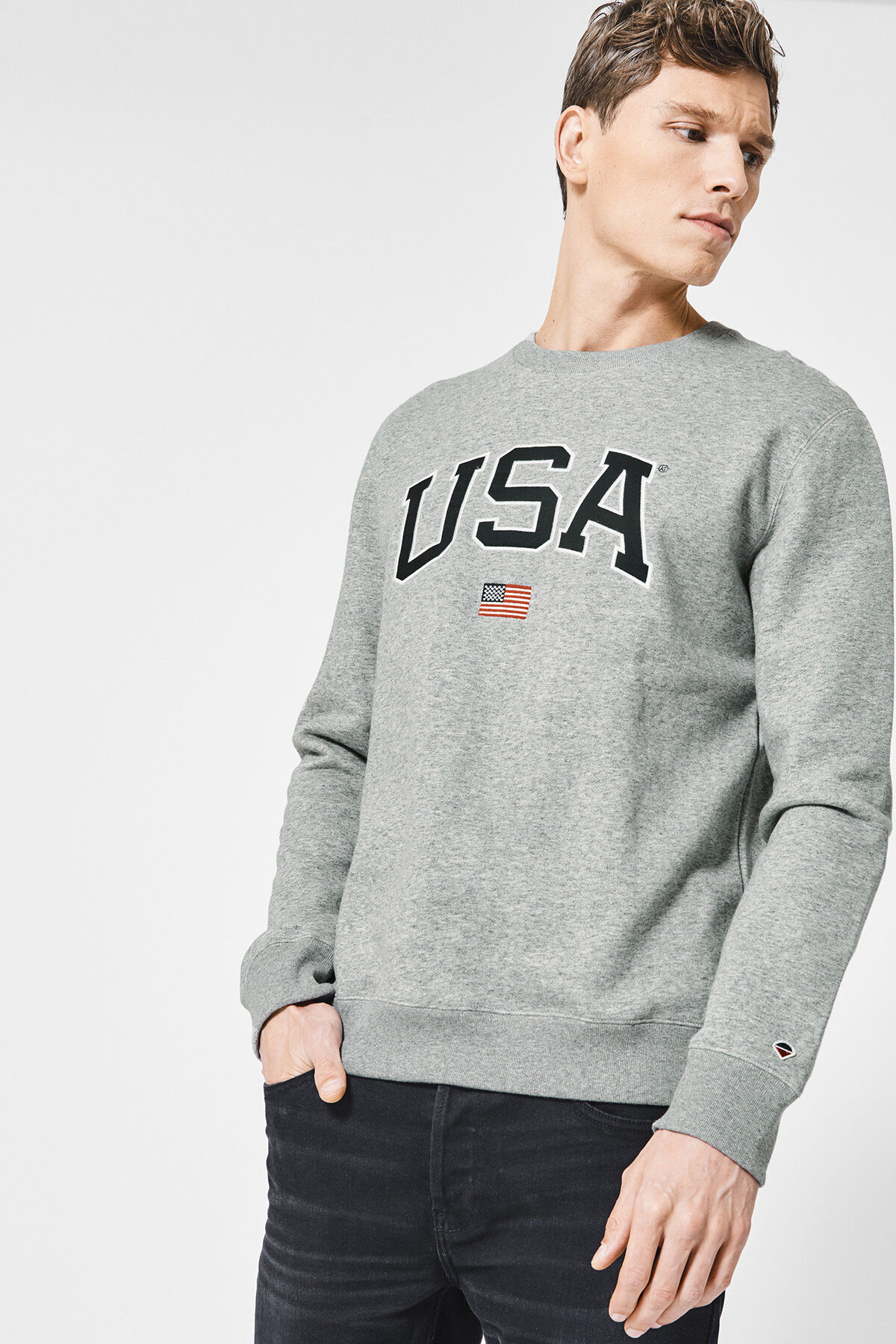 Heren Sweater met USA tekstborduring Mid grey melange