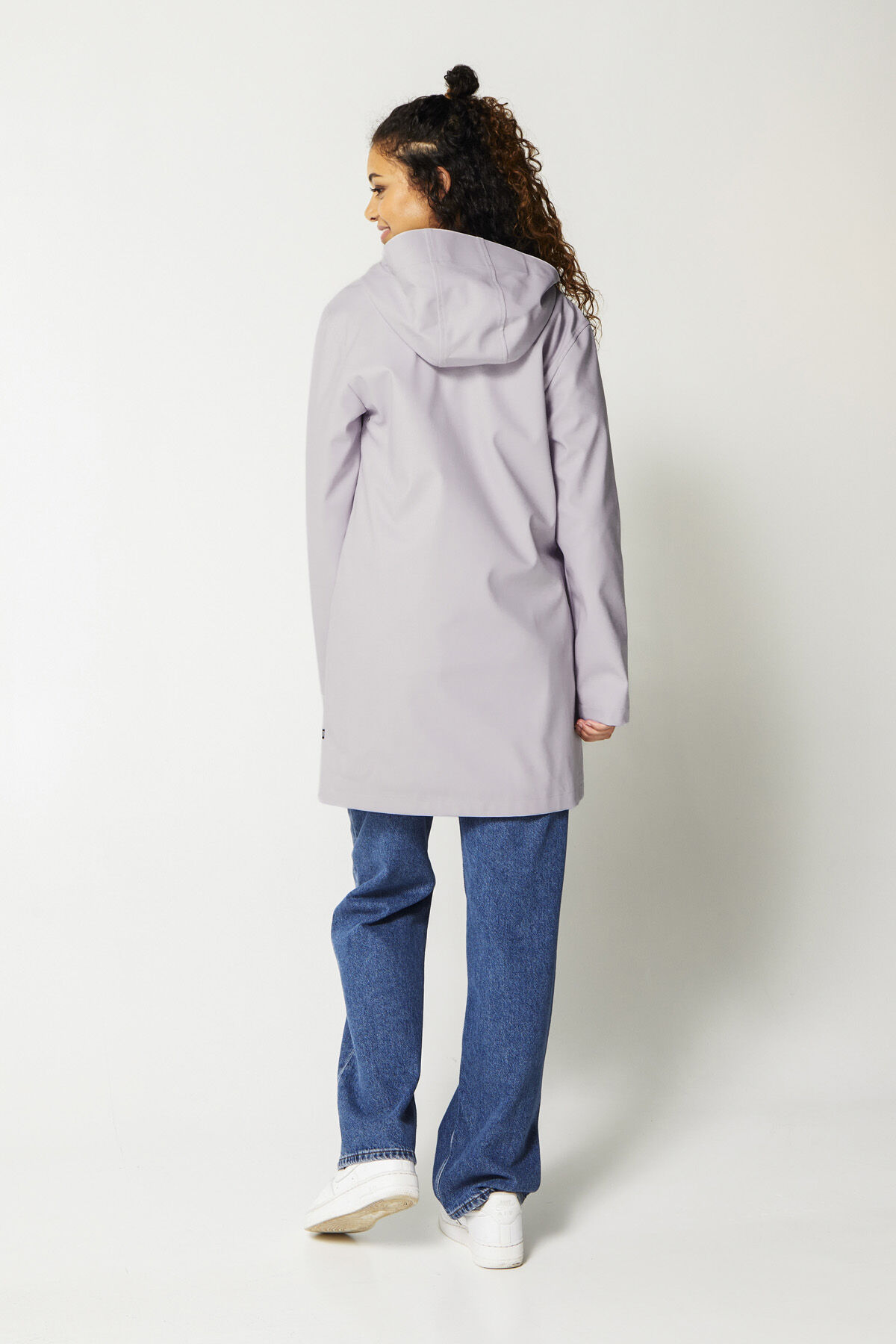 Imperm&eacute;able Janice image number 2