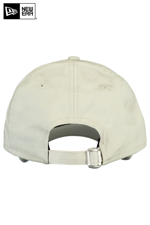 Pet 9Forty NYC Seasonal image number 1