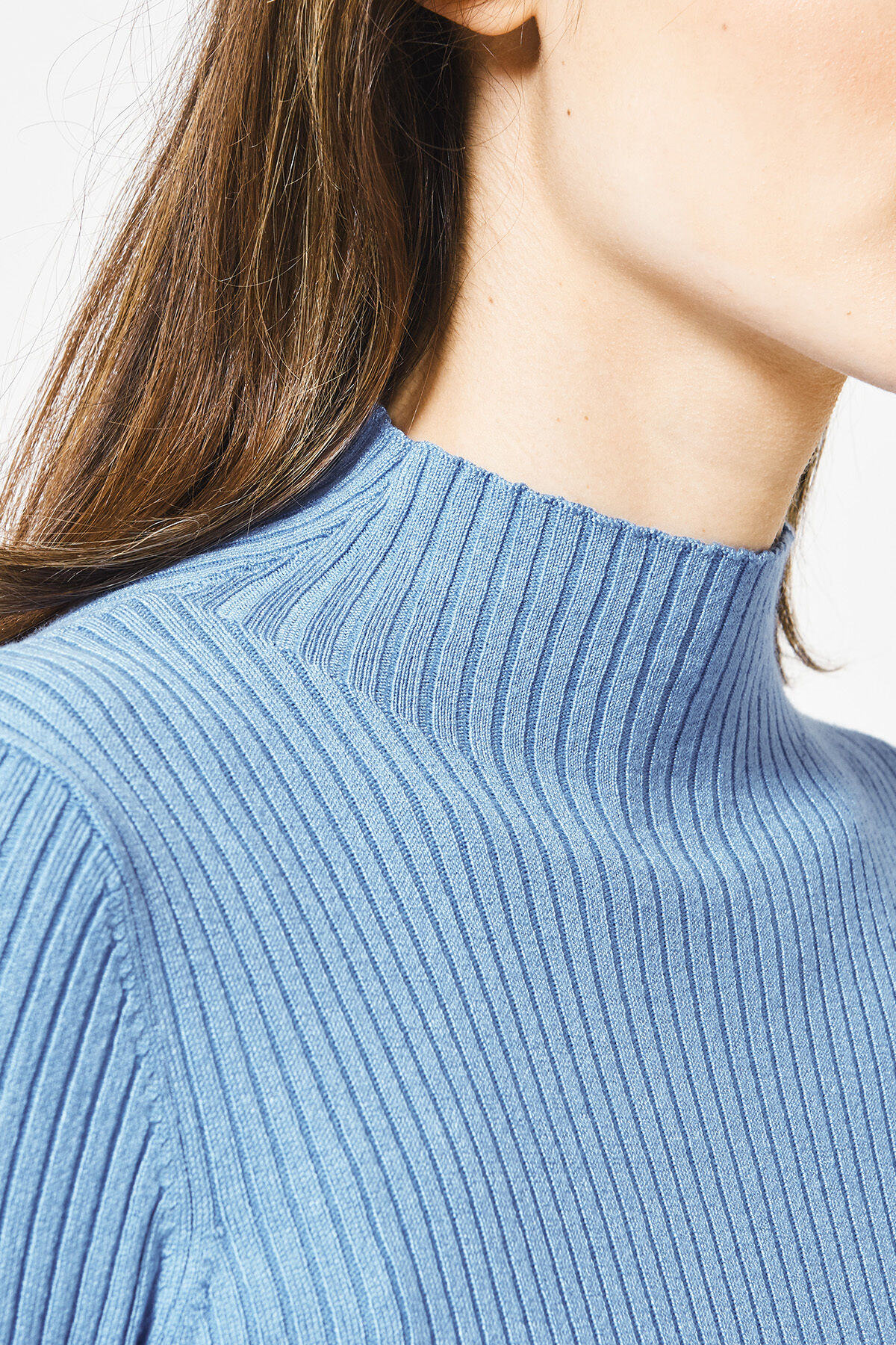 Turtleneck Kendall image number 3