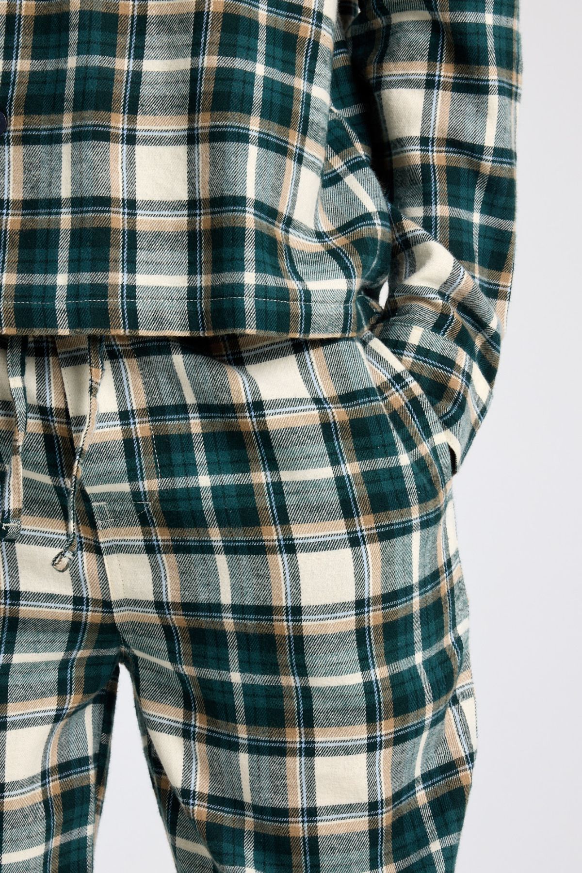 Max Jr pants image number 3