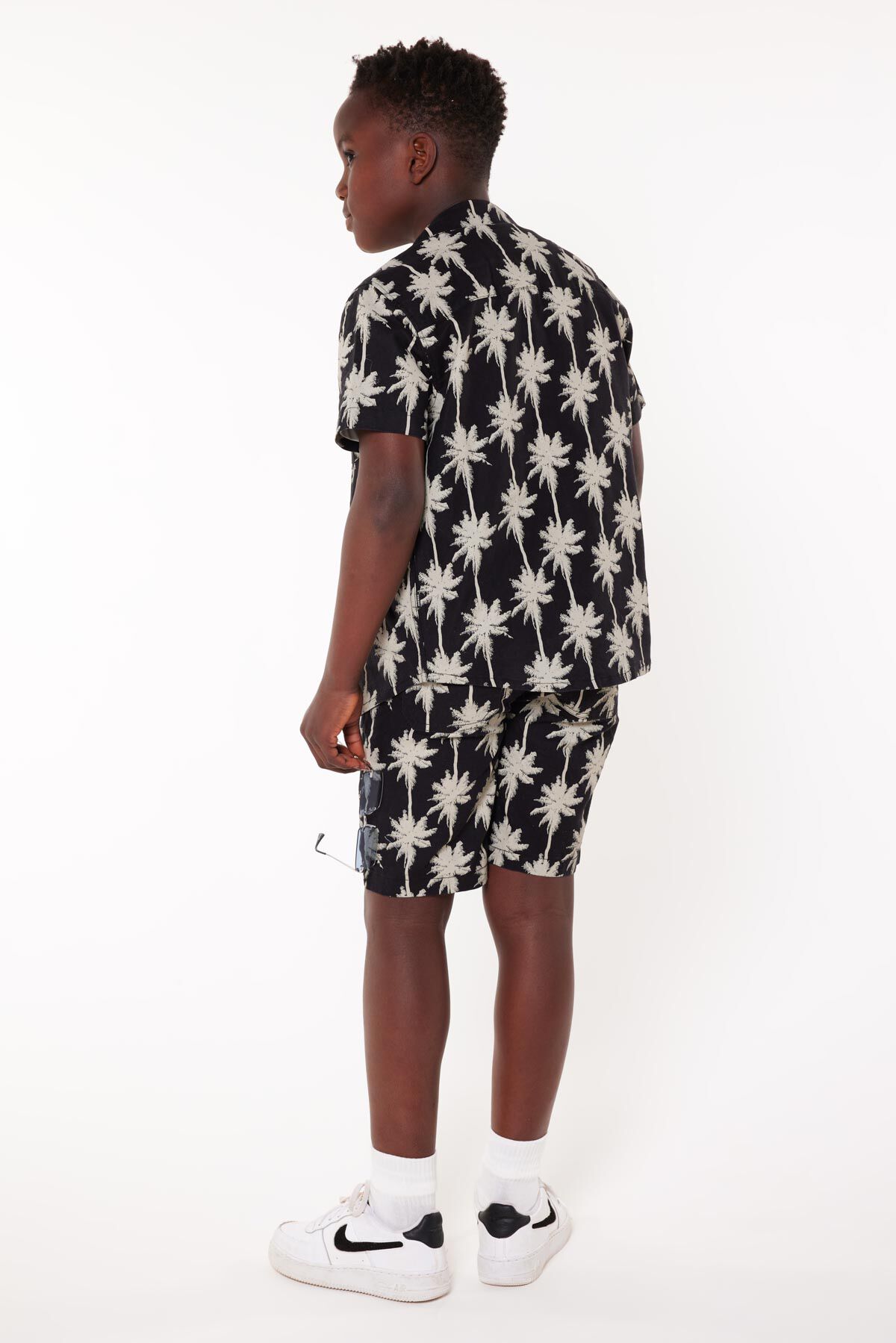 Short Nino JR image number 2