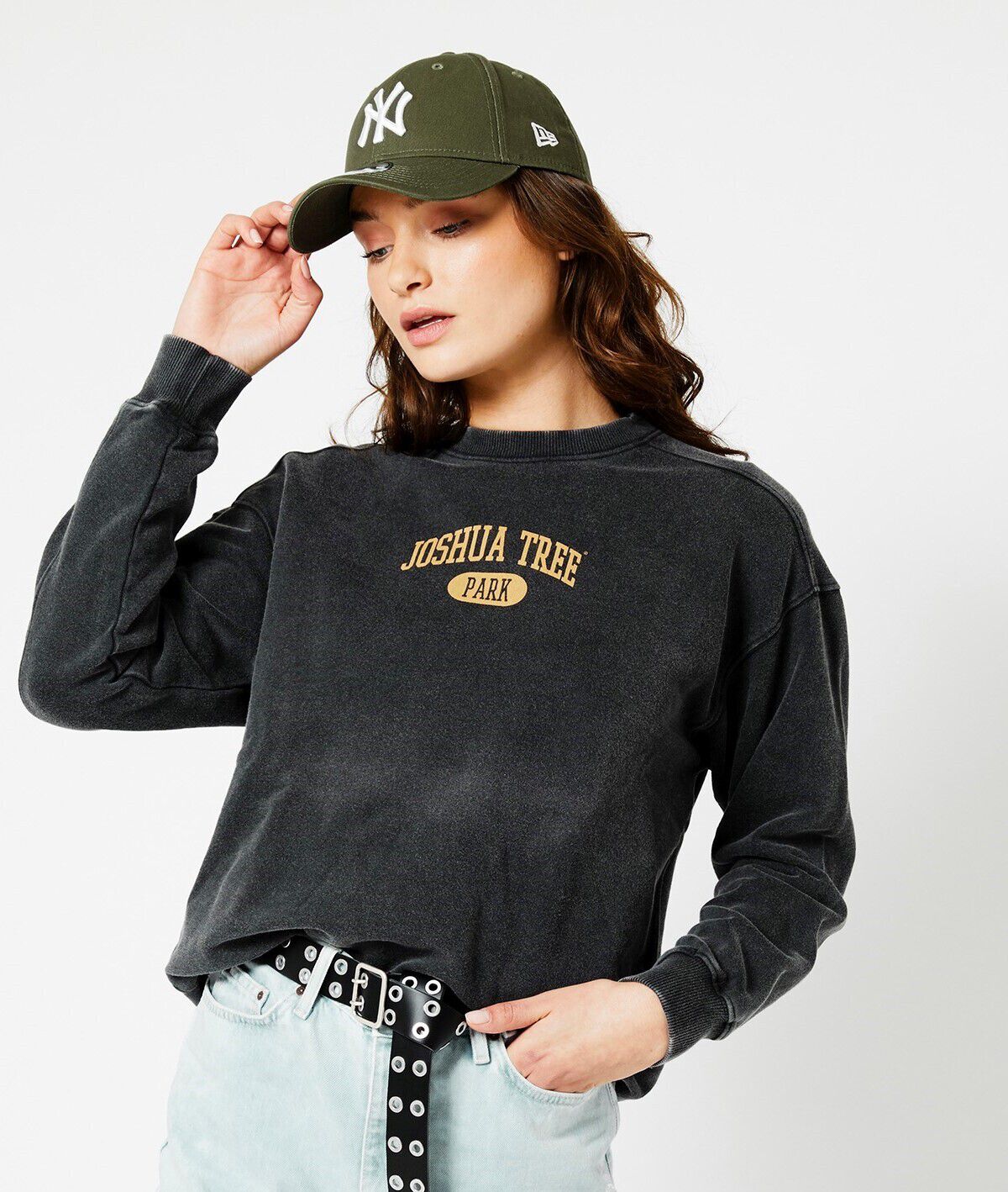 Sweater Stevie image number 0