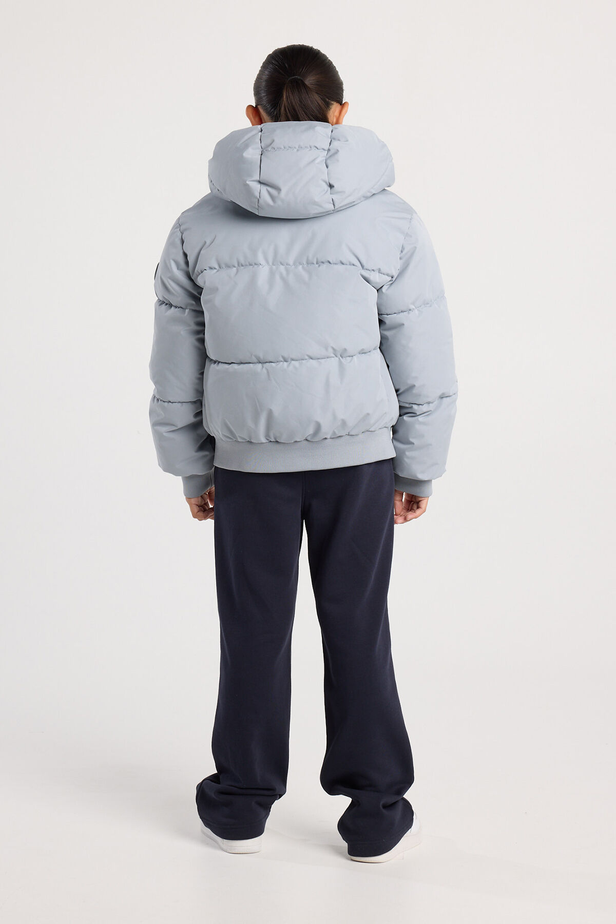 Julie jr image number 2