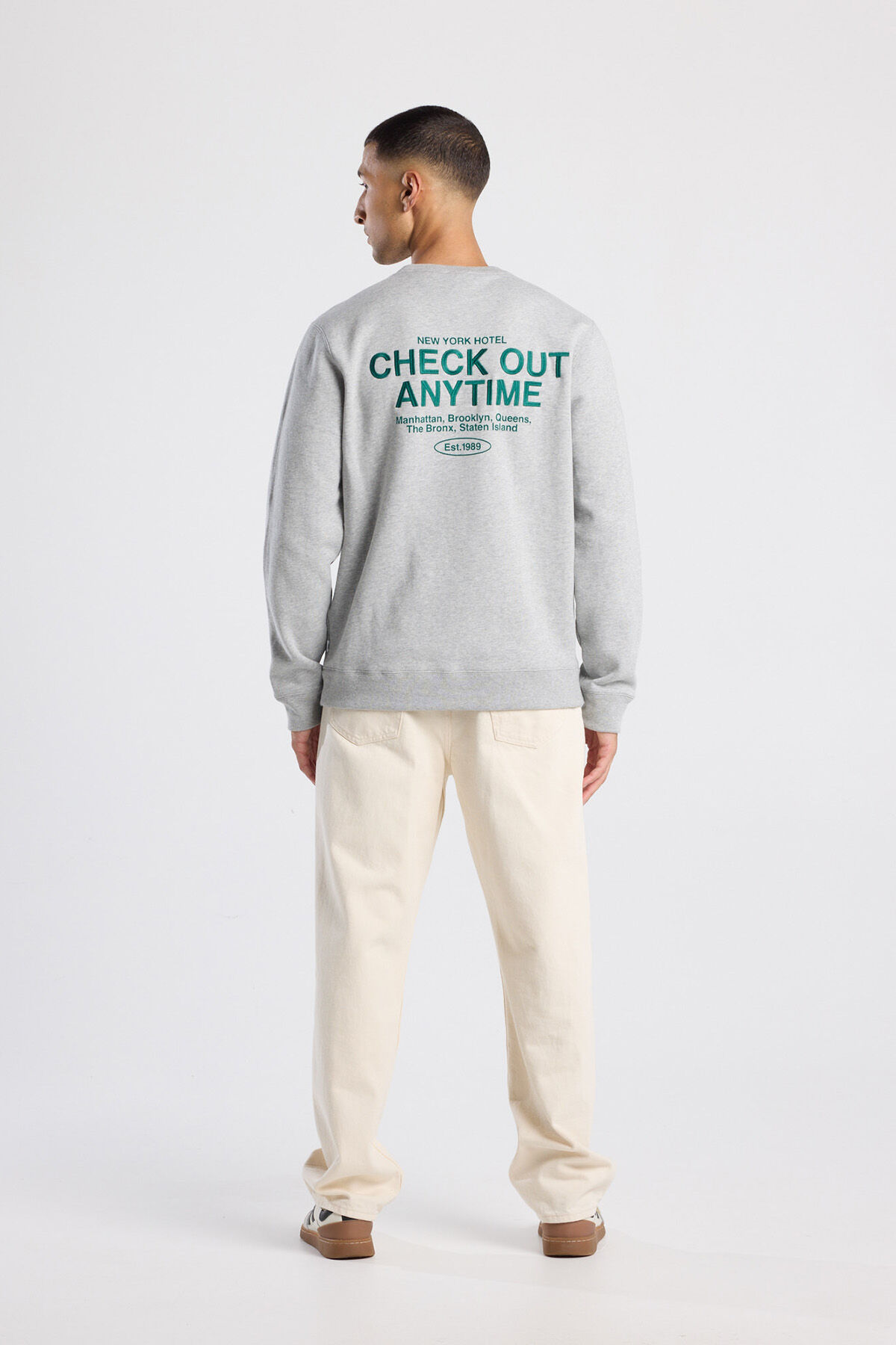 Stephan Crew image number 1