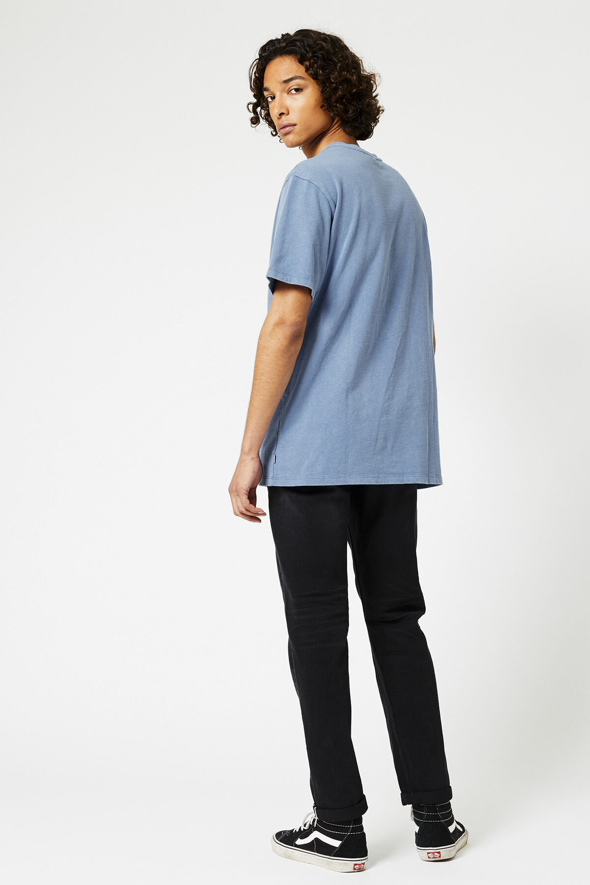 Elon Surf image number 2