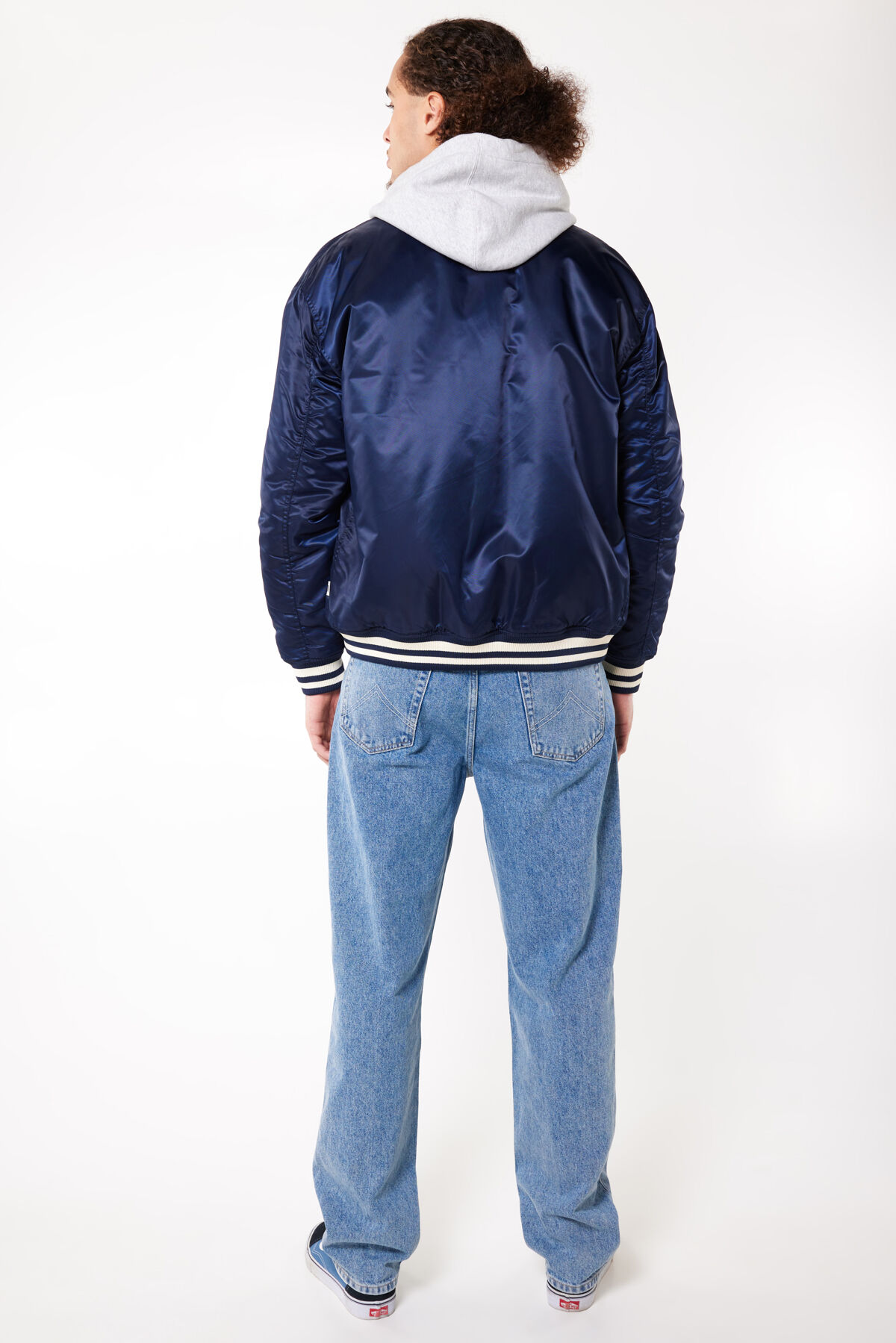 Bomberjack Jamey image number 2