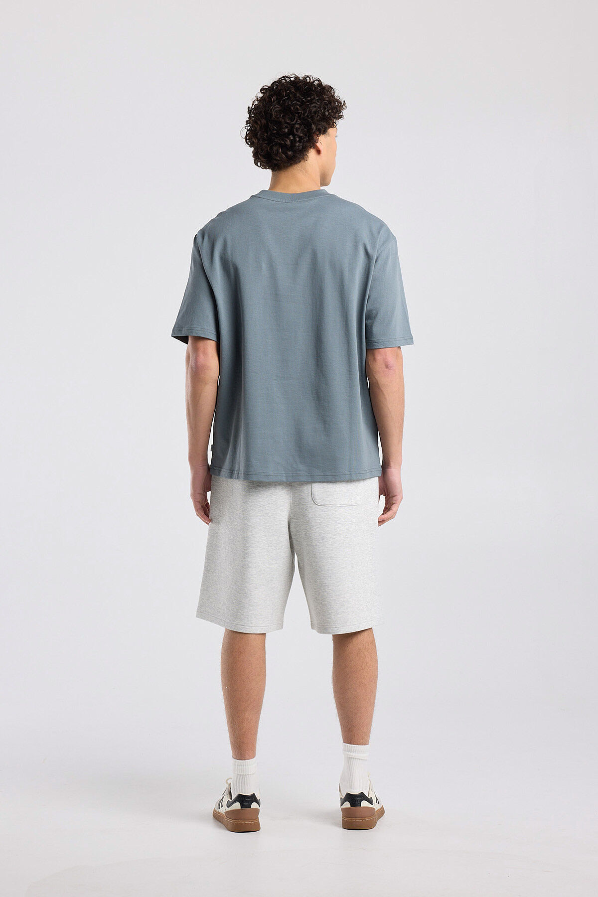 Elliot image number 2