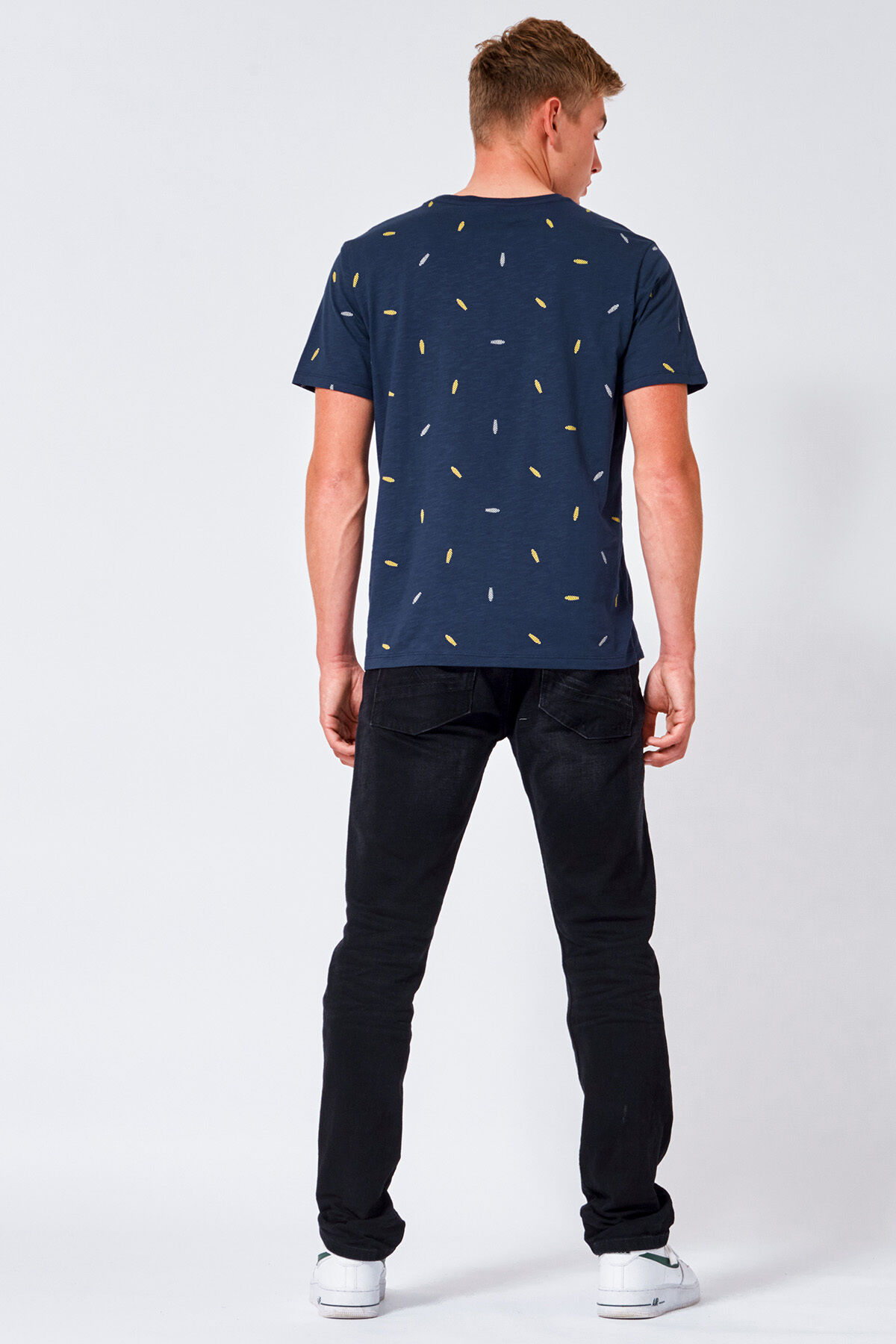 Jeans Dean image number 2