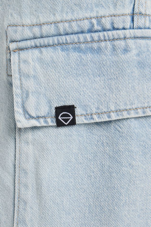 Short Nelson JR image number 3